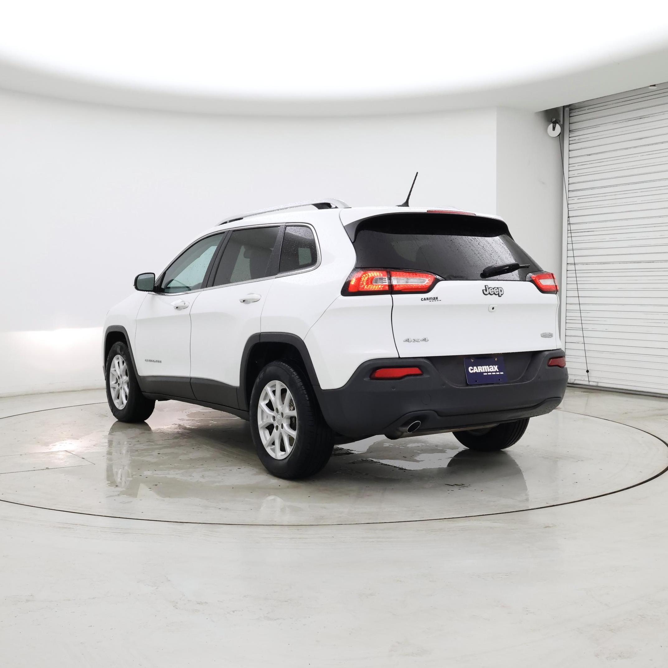 Thumbnail: 2016 Jeep Cherokee - 2