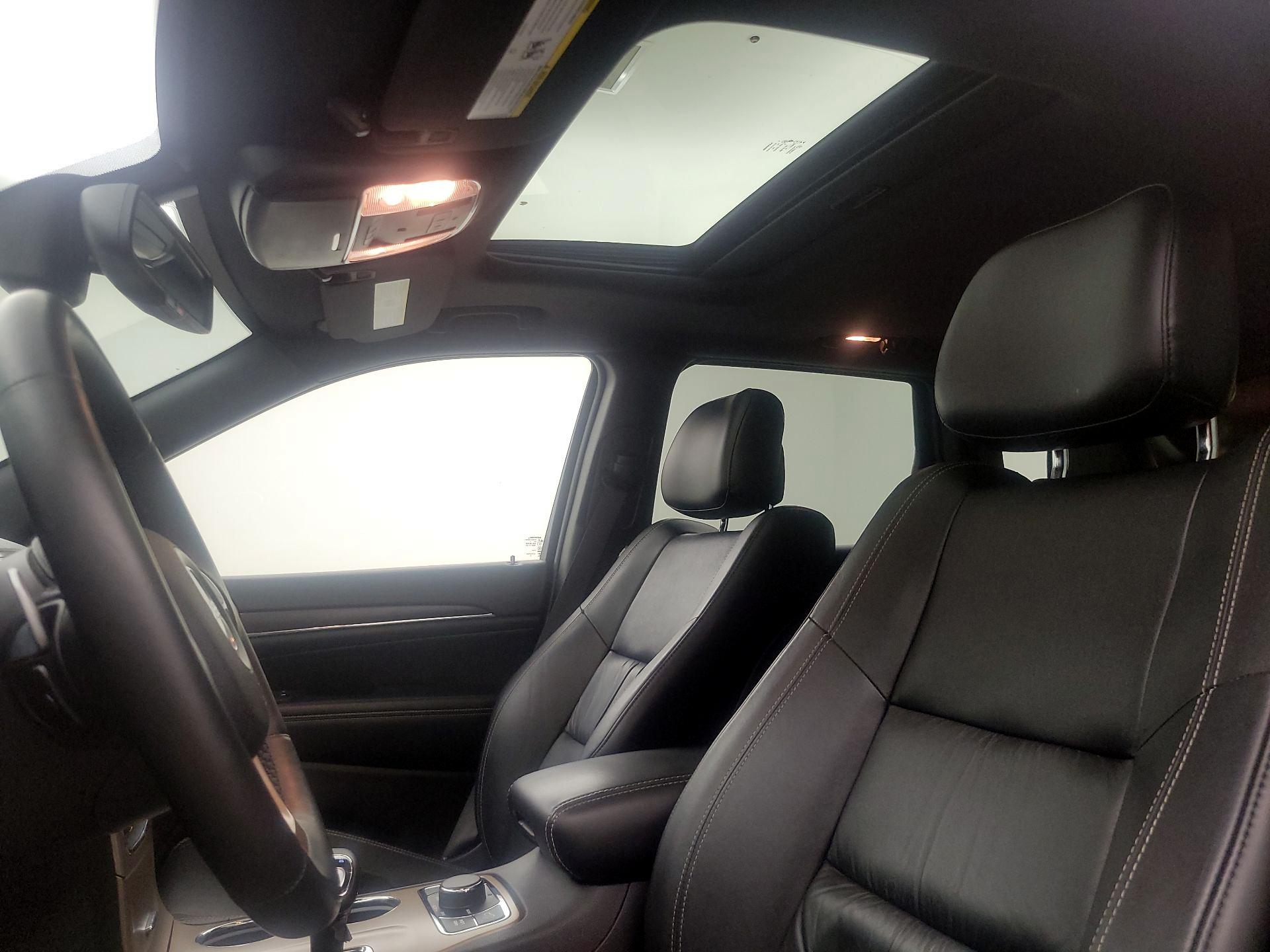 Thumbnail: 2014 Jeep Grand Cherokee - 20