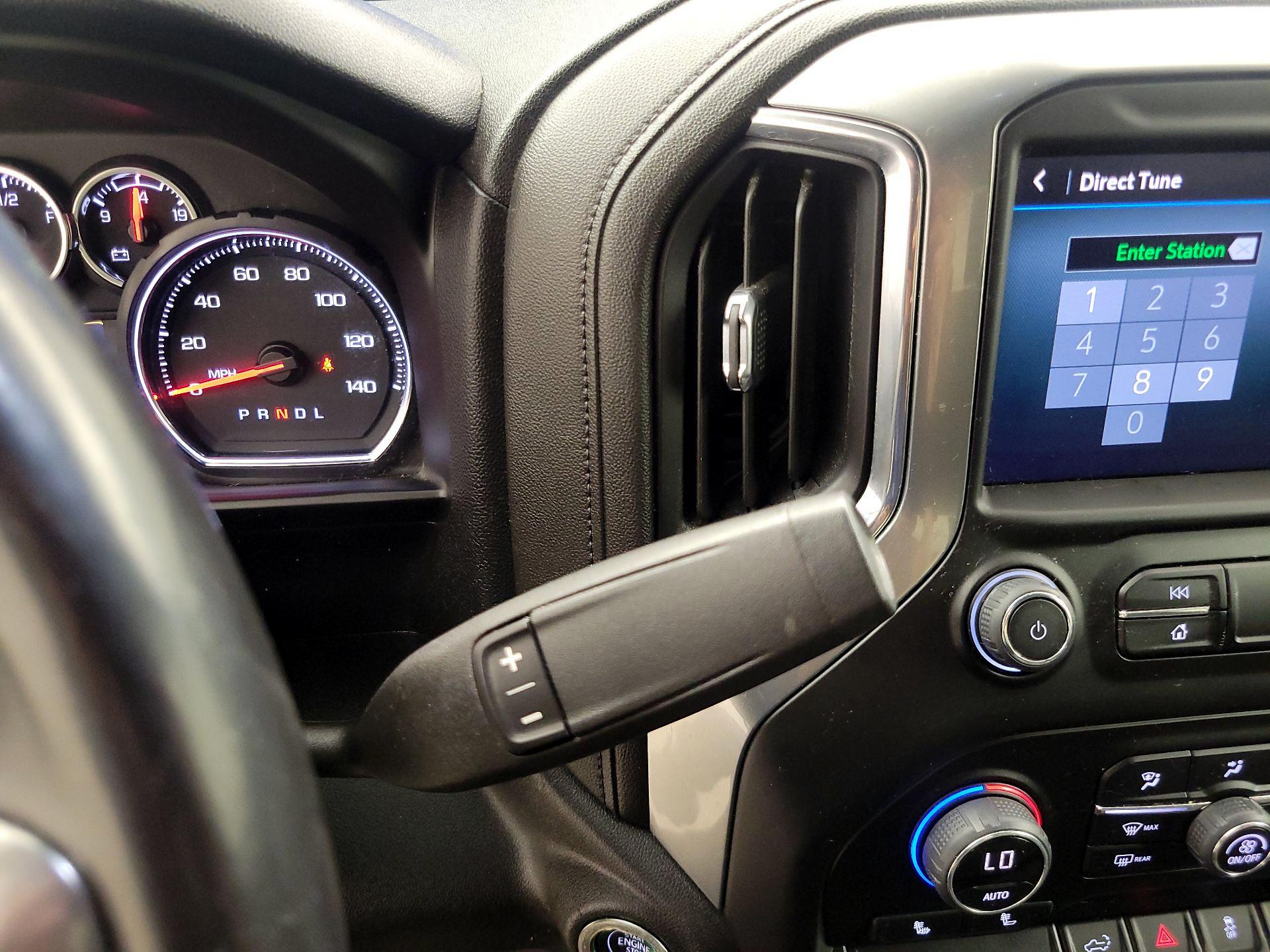 Thumbnail: 2022 Chevrolet Silverado 2500 - 17