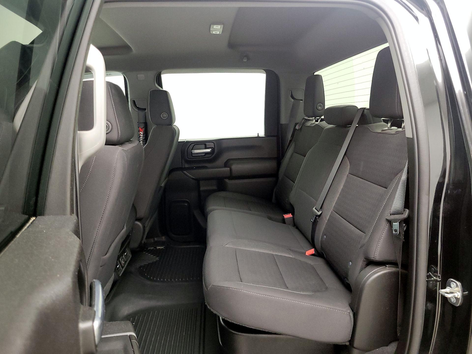 Thumbnail: 2022 Chevrolet Silverado 2500 - 19