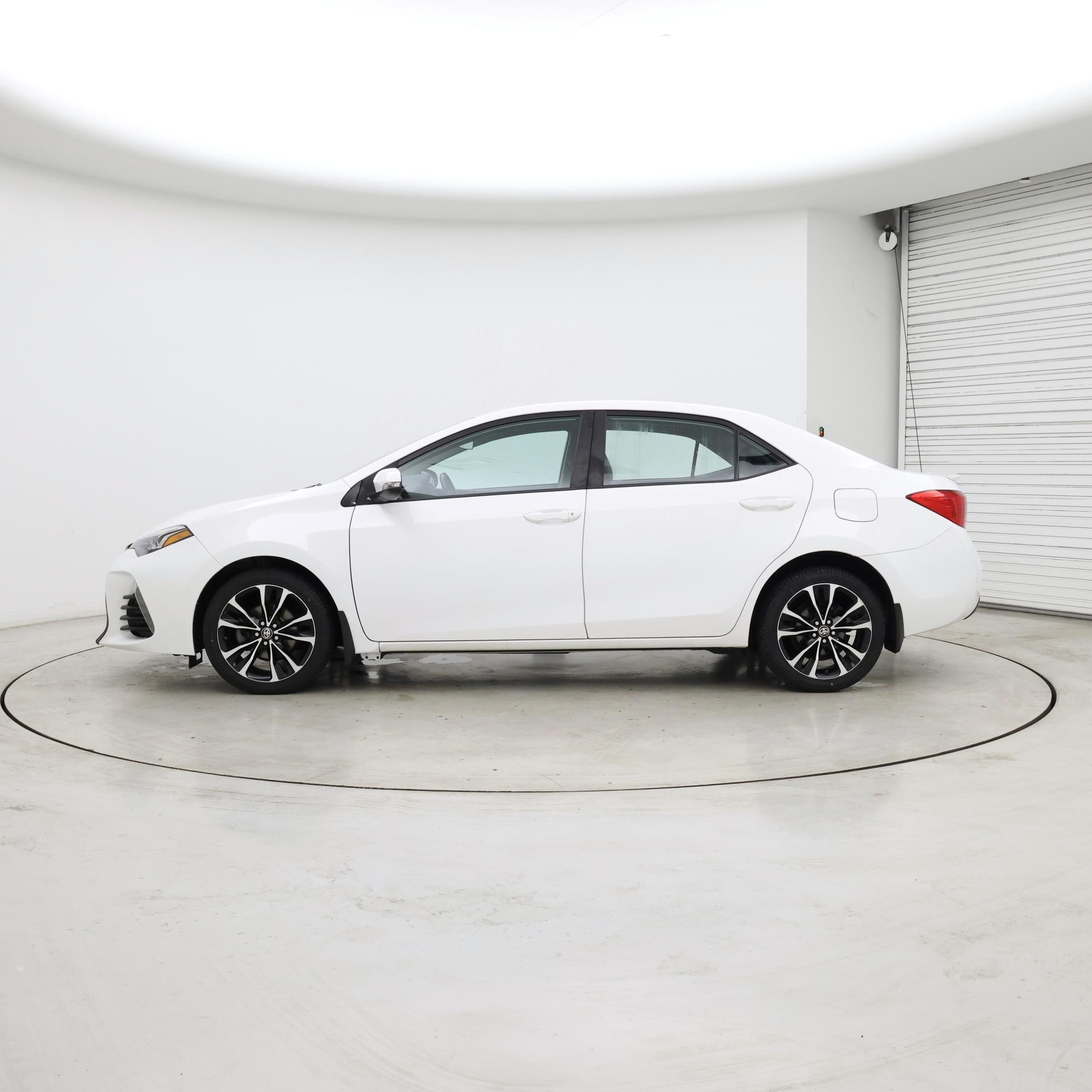 Thumbnail: 2019 Toyota Corolla - 3