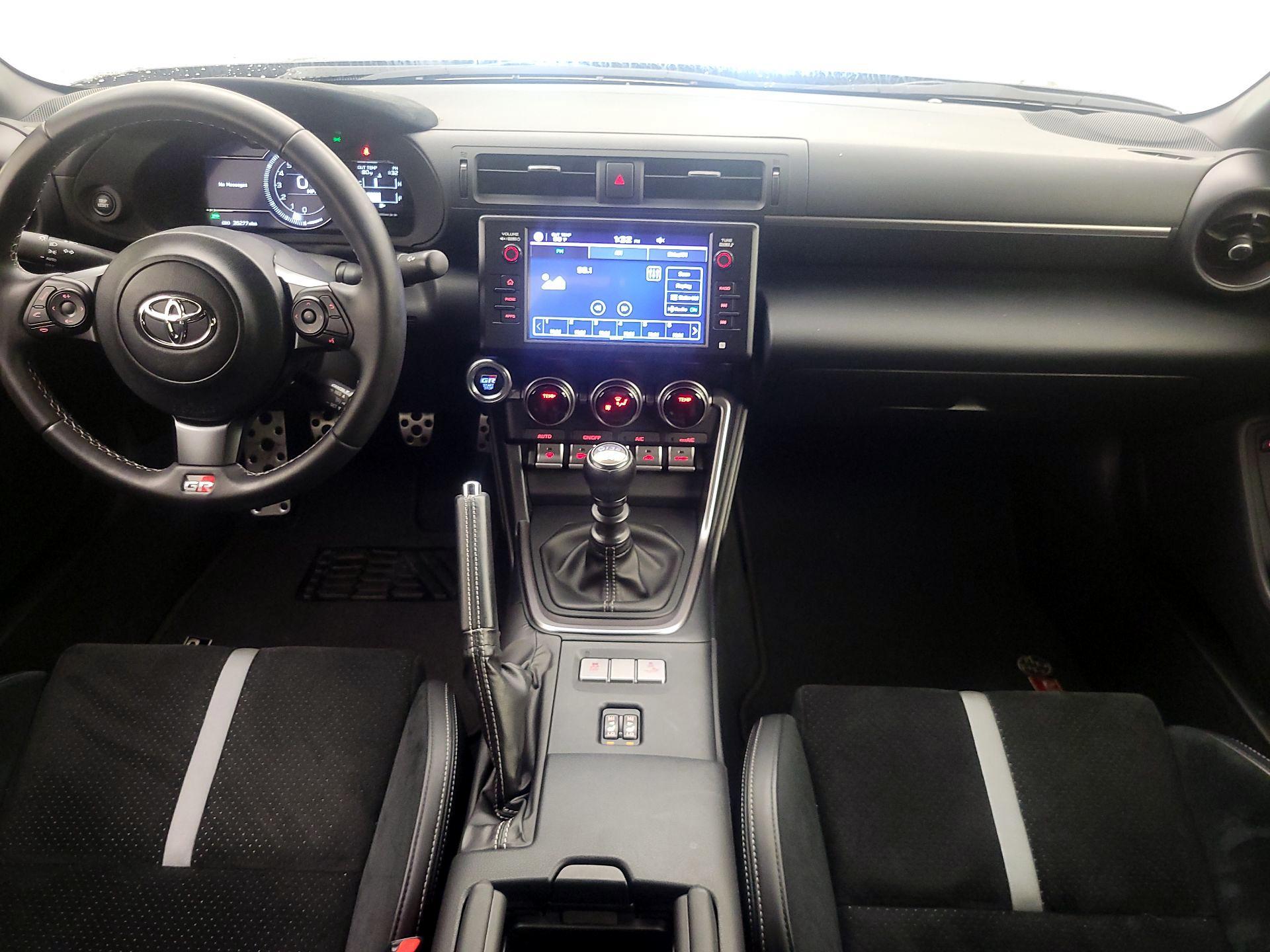Thumbnail: 2023 Toyota GR86 - 9