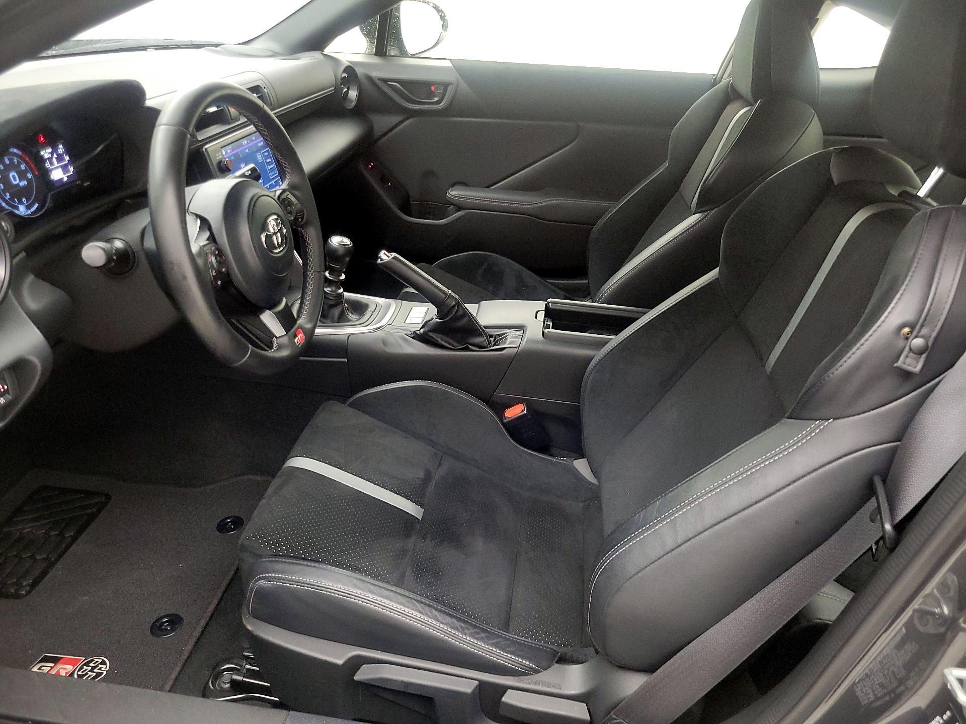 Thumbnail: 2023 Toyota GR86 - 11