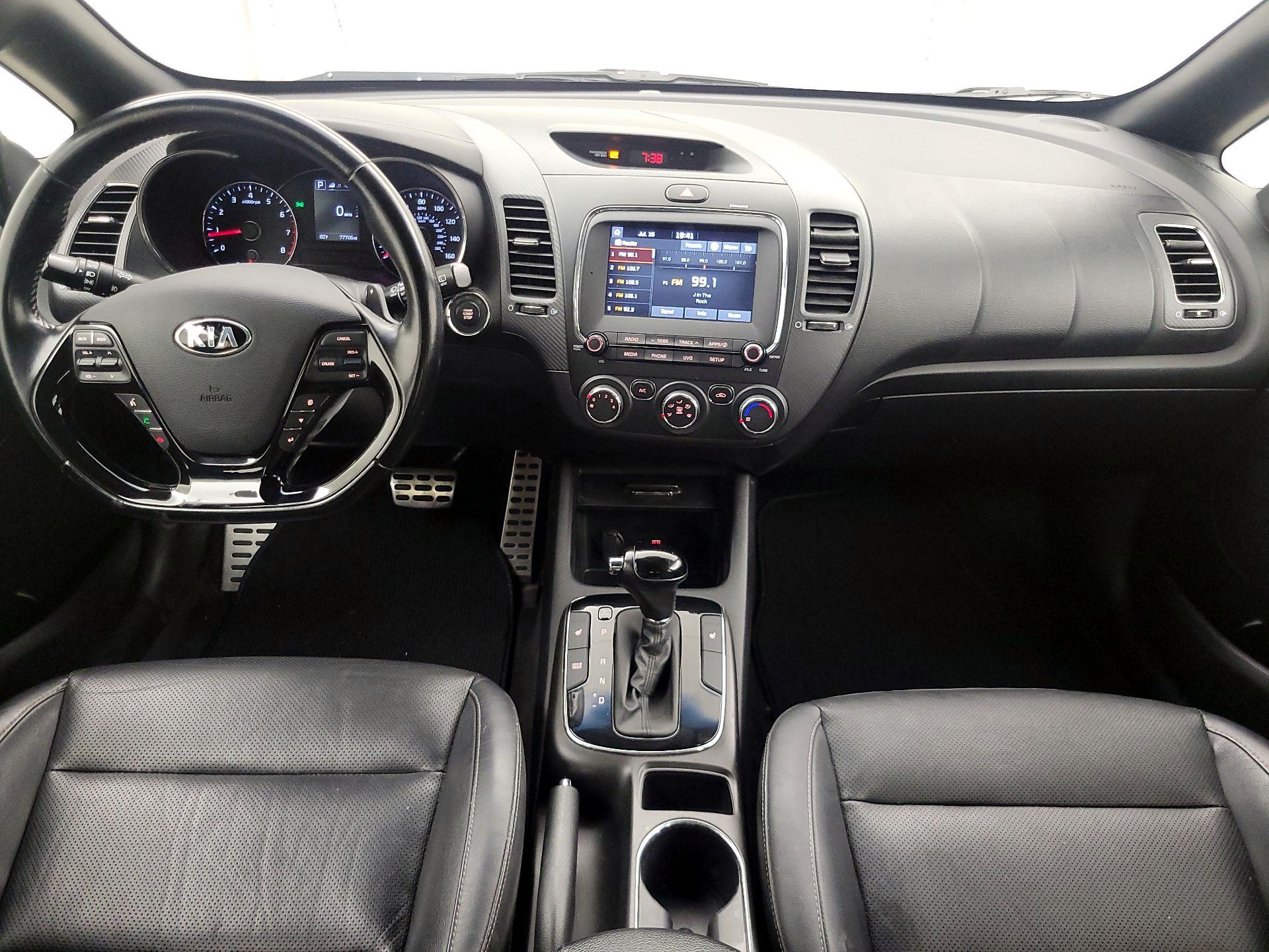 Thumbnail: 2017 Kia Forte - 9