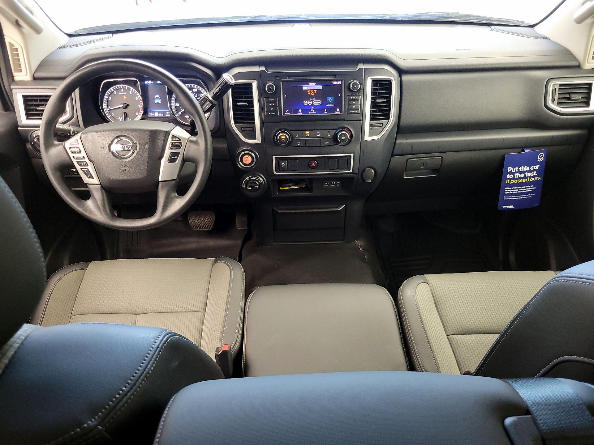 Thumbnail: 2019 Nissan Titan - 9