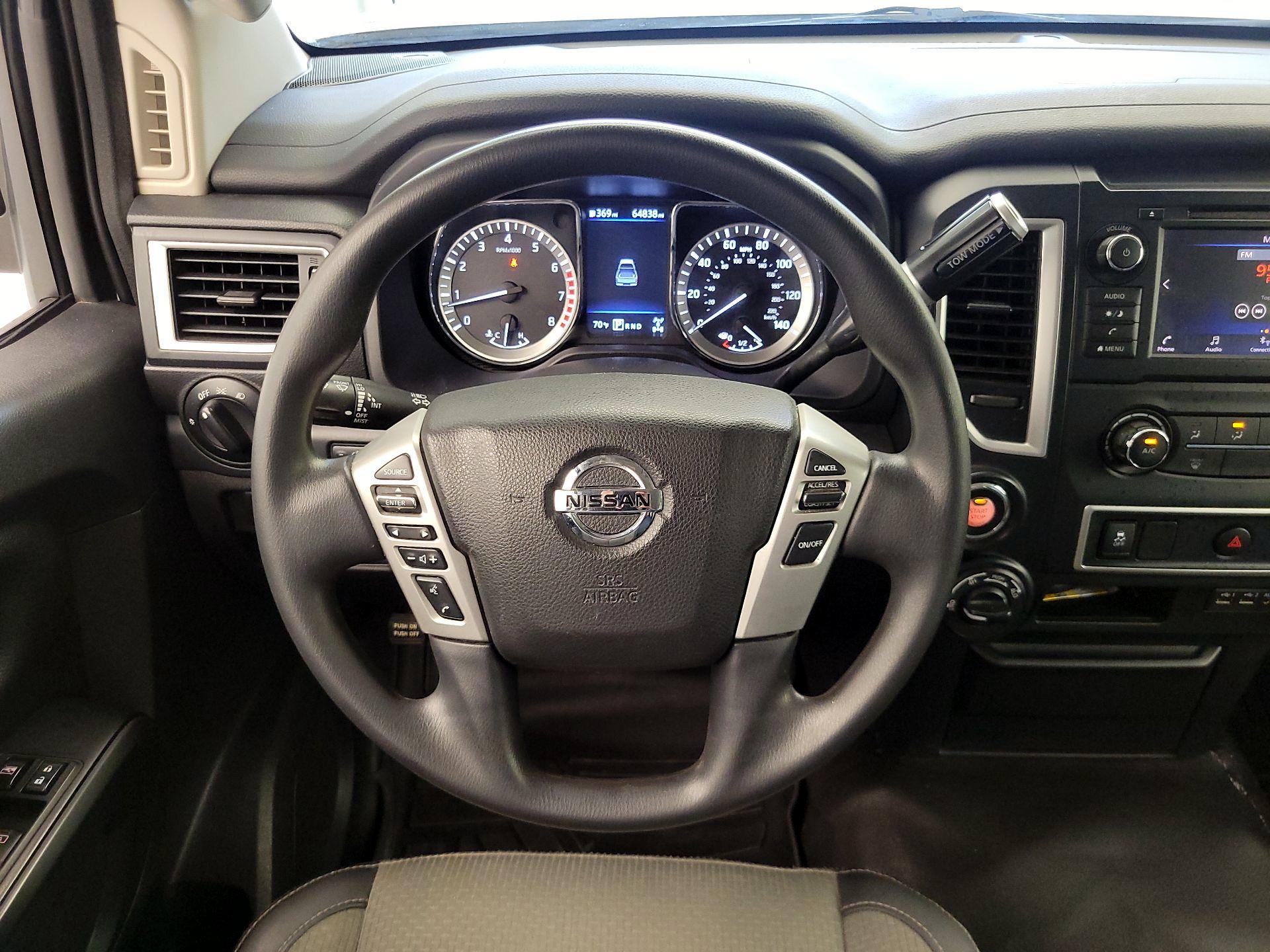 Thumbnail: 2019 Nissan Titan - 10