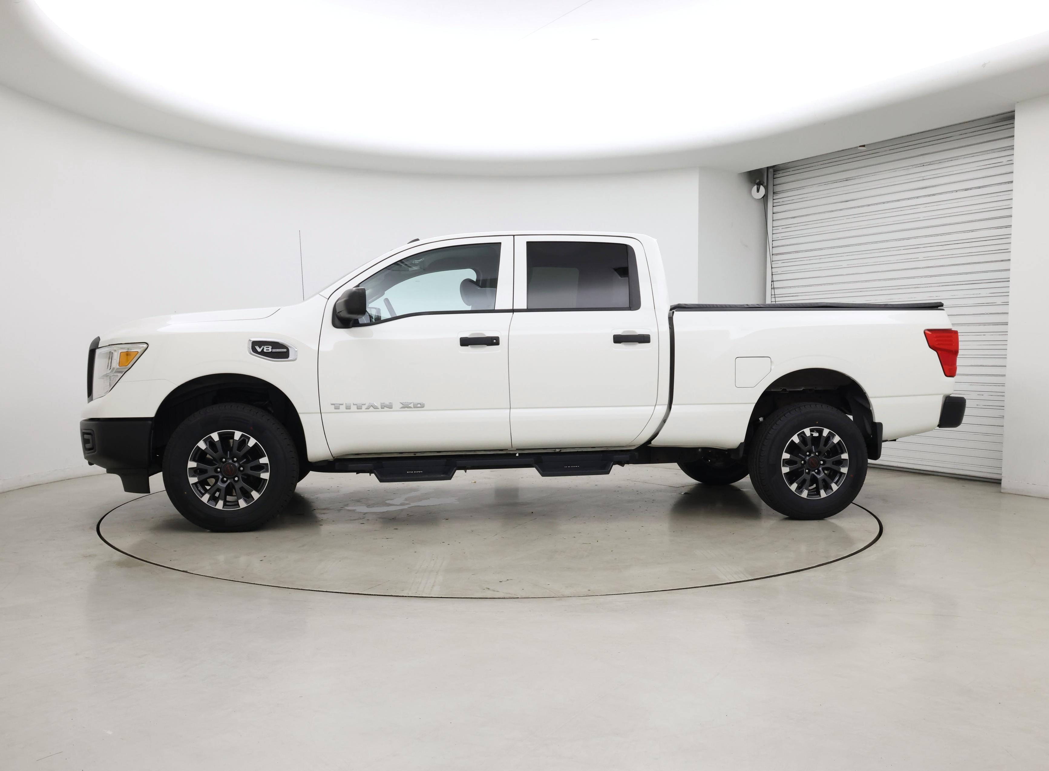 Thumbnail: 2019 Nissan Titan - 3