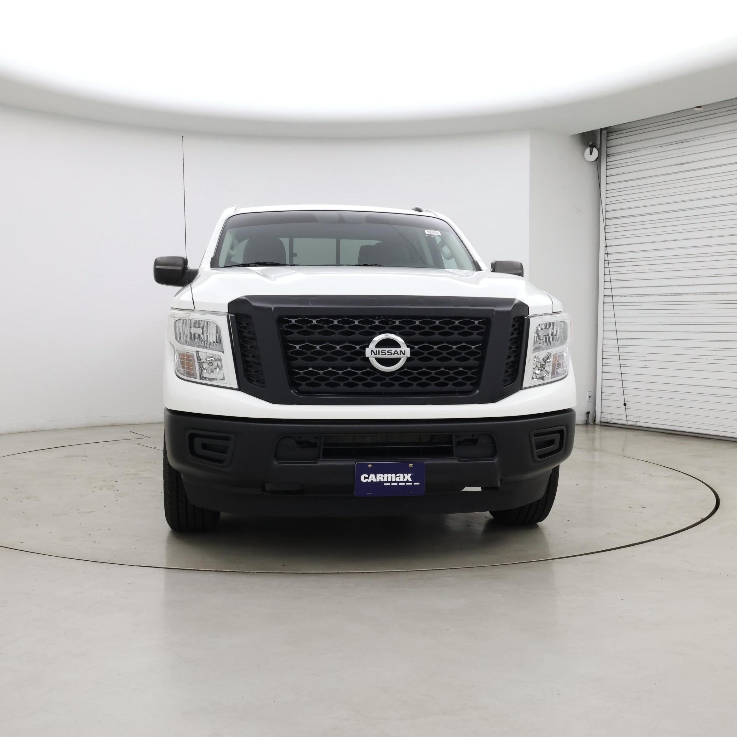 Thumbnail: 2019 Nissan Titan - 5