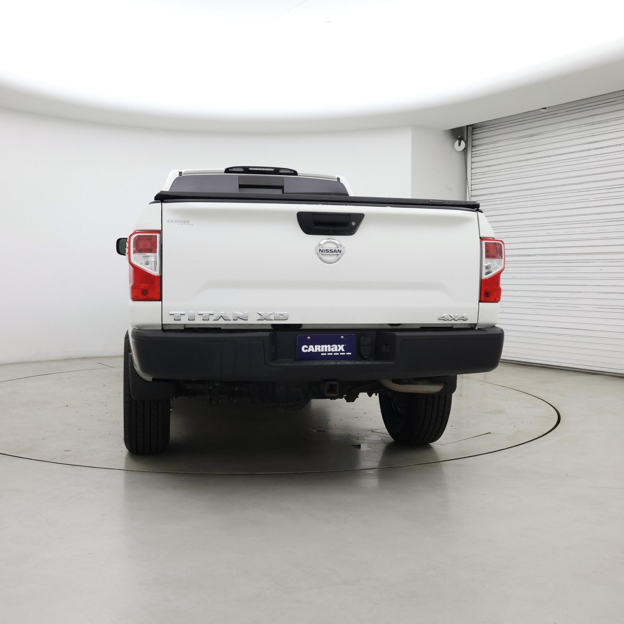 Thumbnail: 2019 Nissan Titan - 6