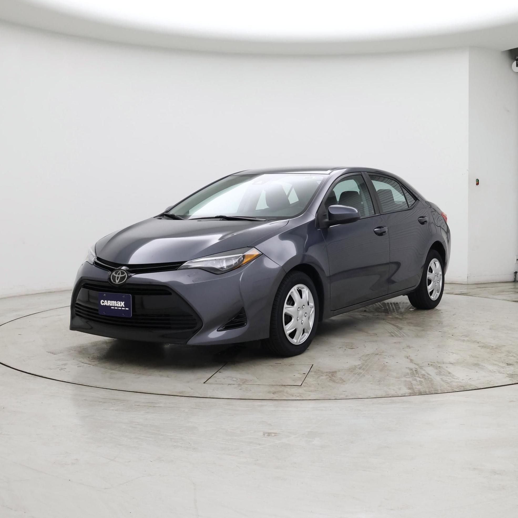 Thumbnail: 2017 Toyota Corolla - 4
