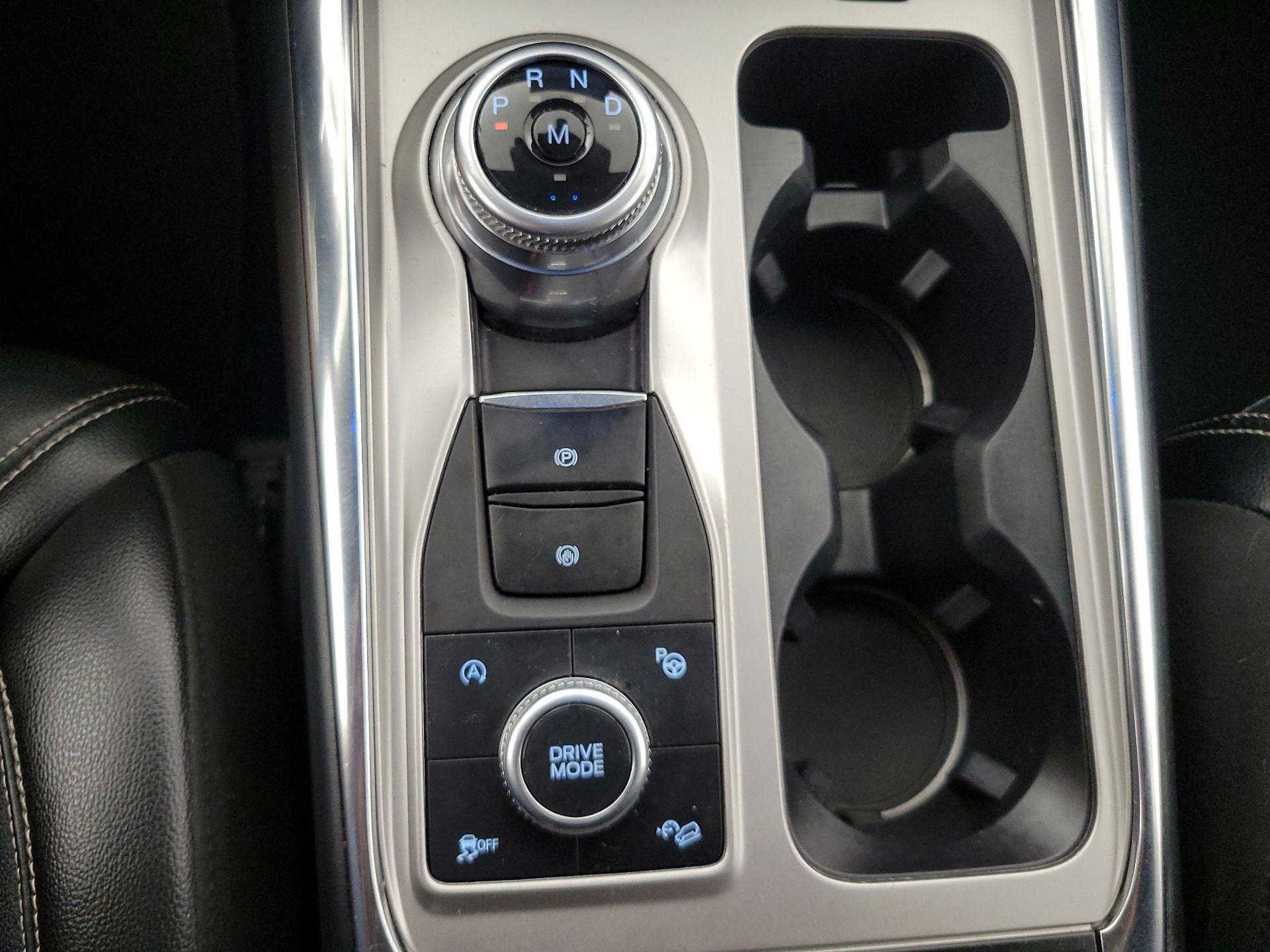 Thumbnail: 2020 Ford Explorer - 18