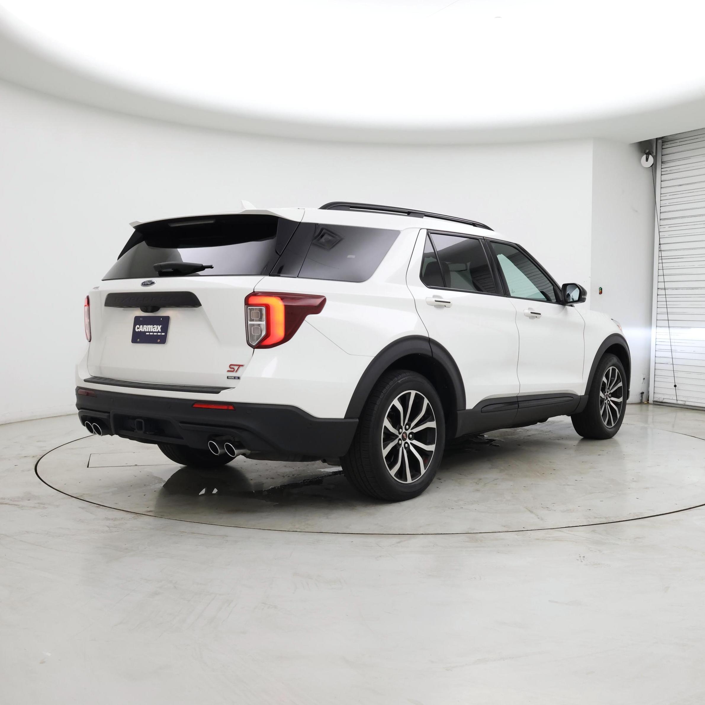 Thumbnail: 2020 Ford Explorer - 8