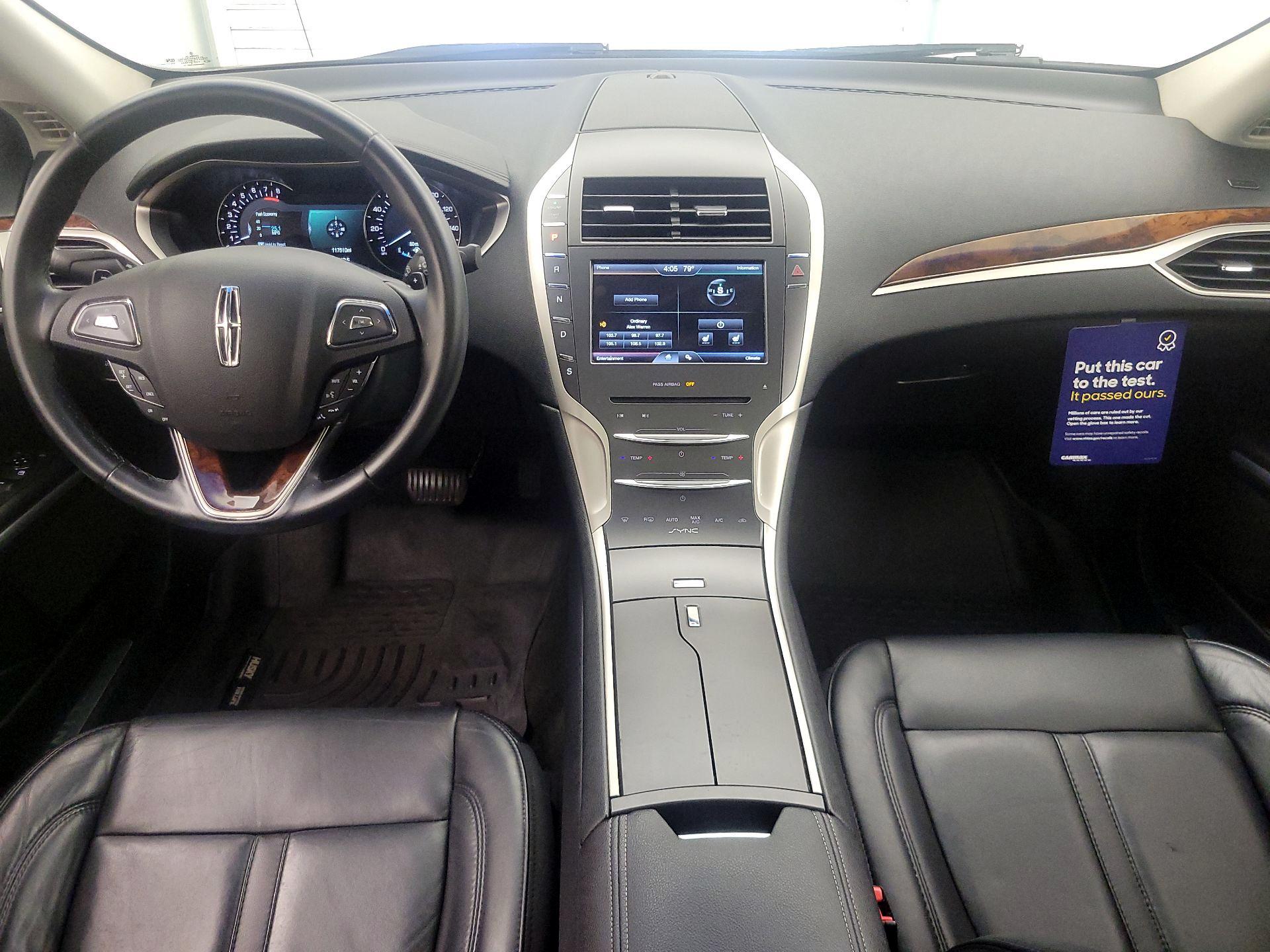 Thumbnail: 2016 Lincoln MKZ - 9