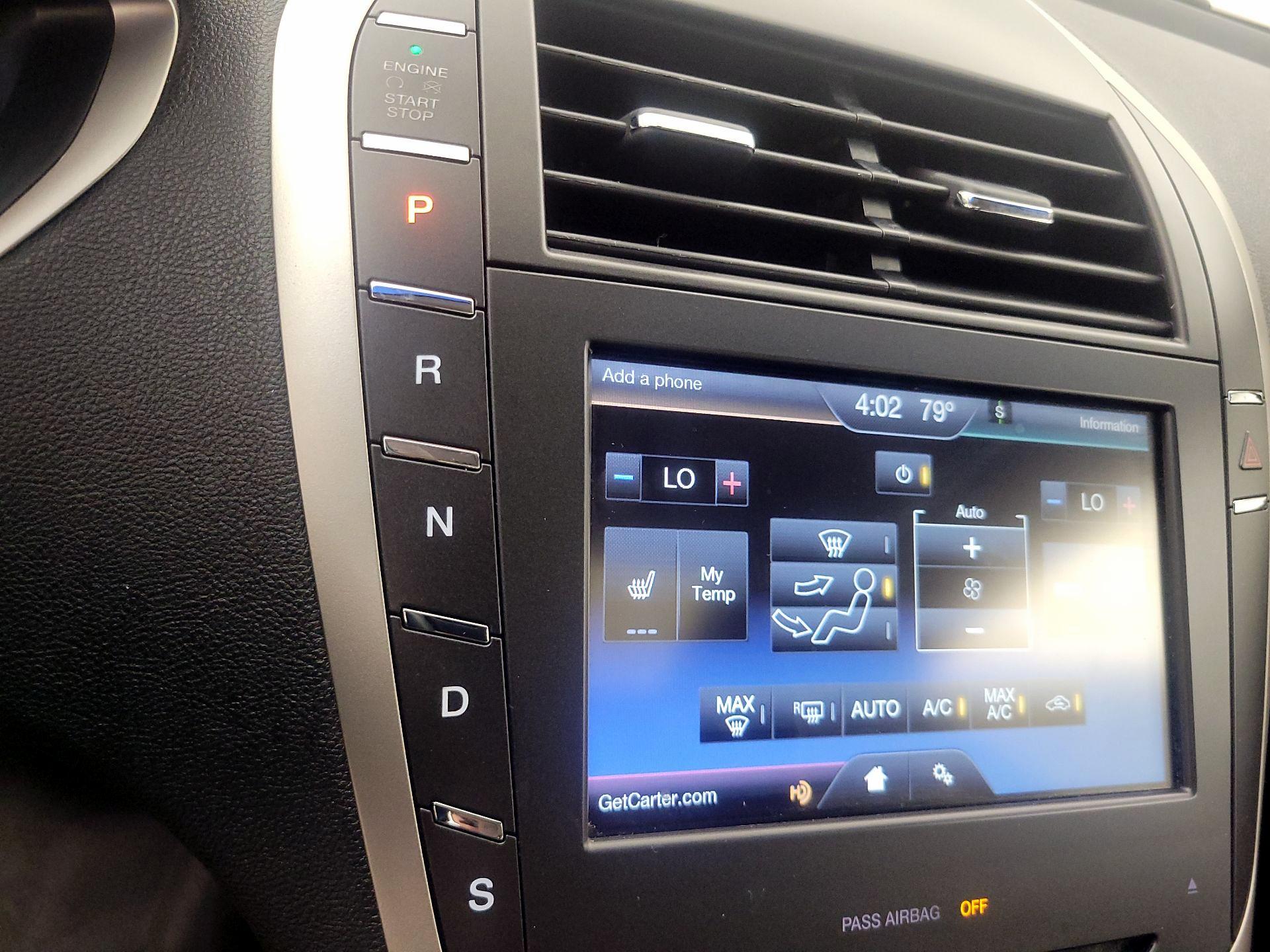 Thumbnail: 2016 Lincoln MKZ - 17