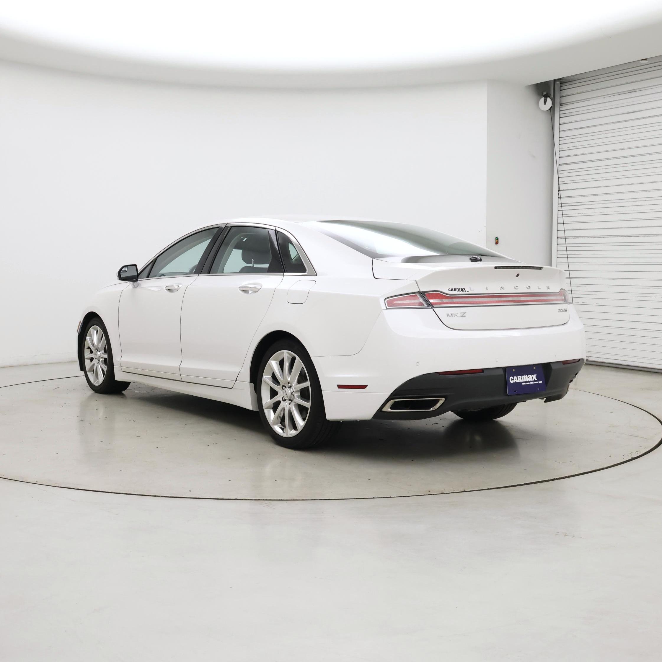 Thumbnail: 2016 Lincoln MKZ - 2