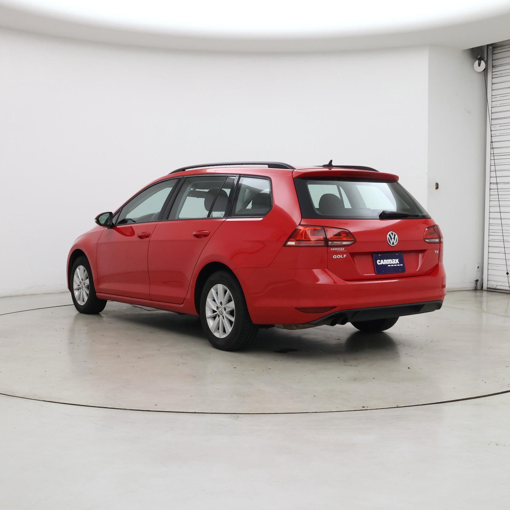 Thumbnail: 2016 Volkswagen Golf - 2