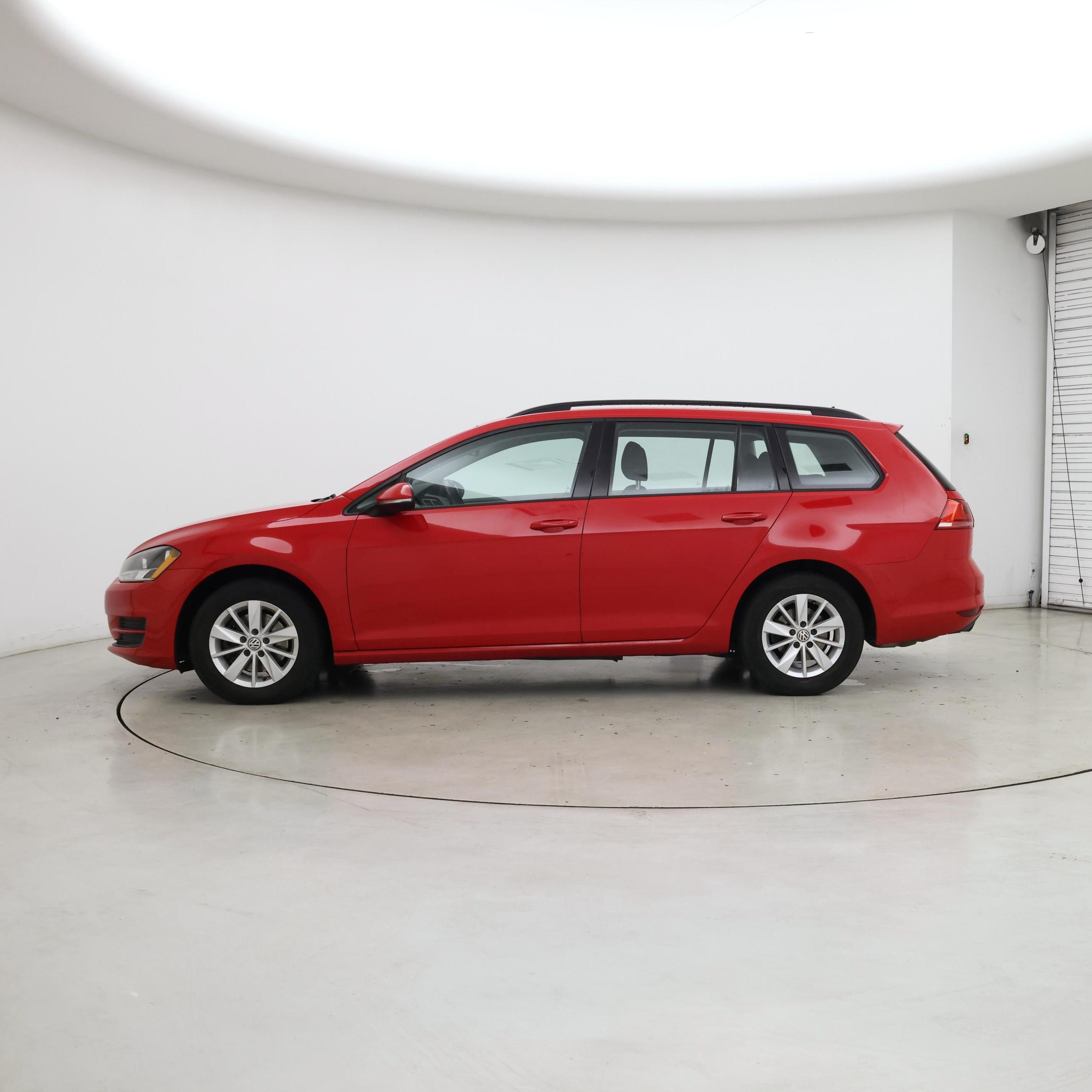 Thumbnail: 2016 Volkswagen Golf - 3