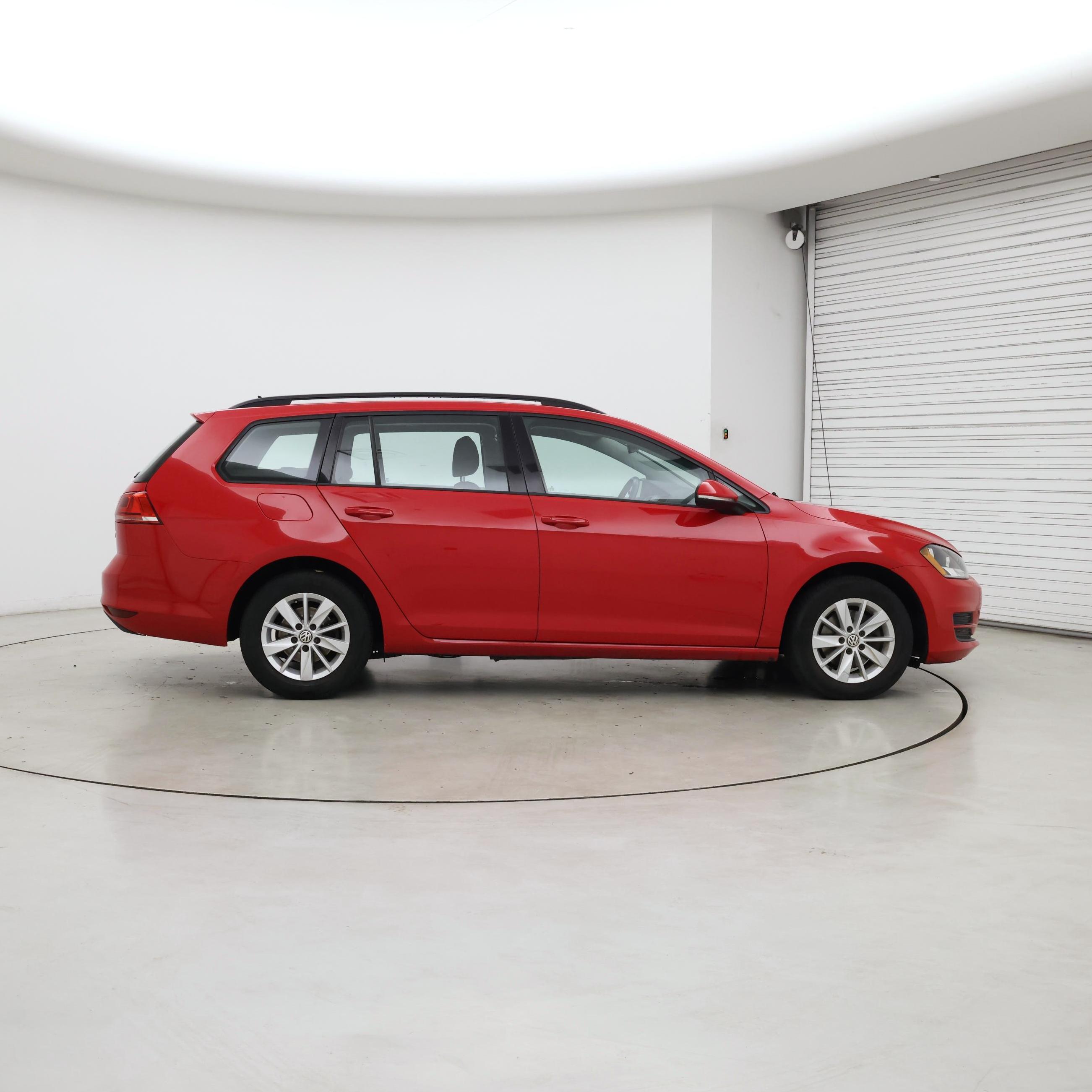 Thumbnail: 2016 Volkswagen Golf - 7