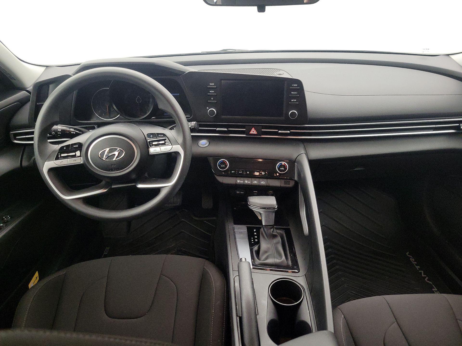 Thumbnail: 2023 Hyundai Elantra - 9