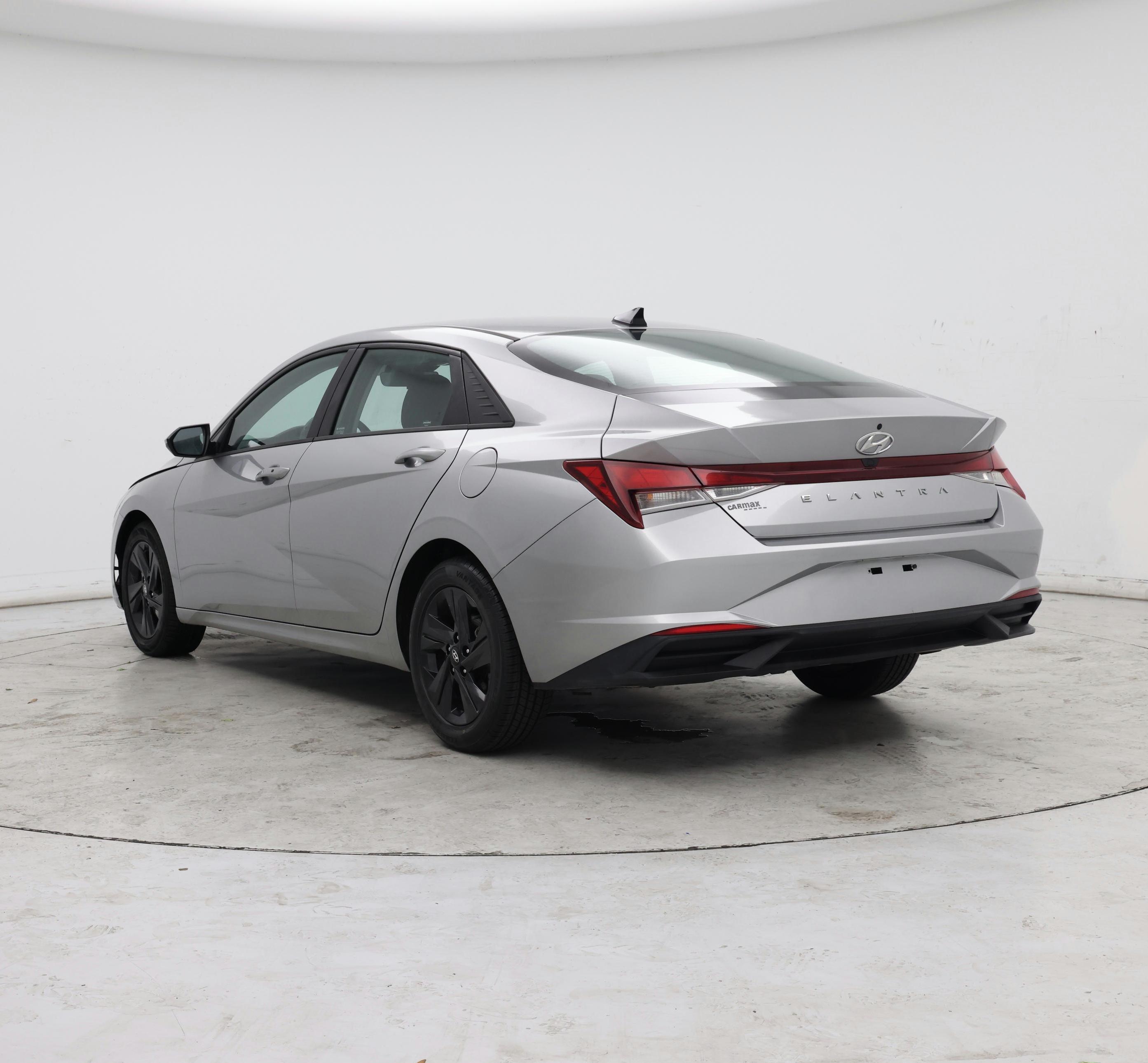 Thumbnail: 2022 Hyundai Elantra - 2