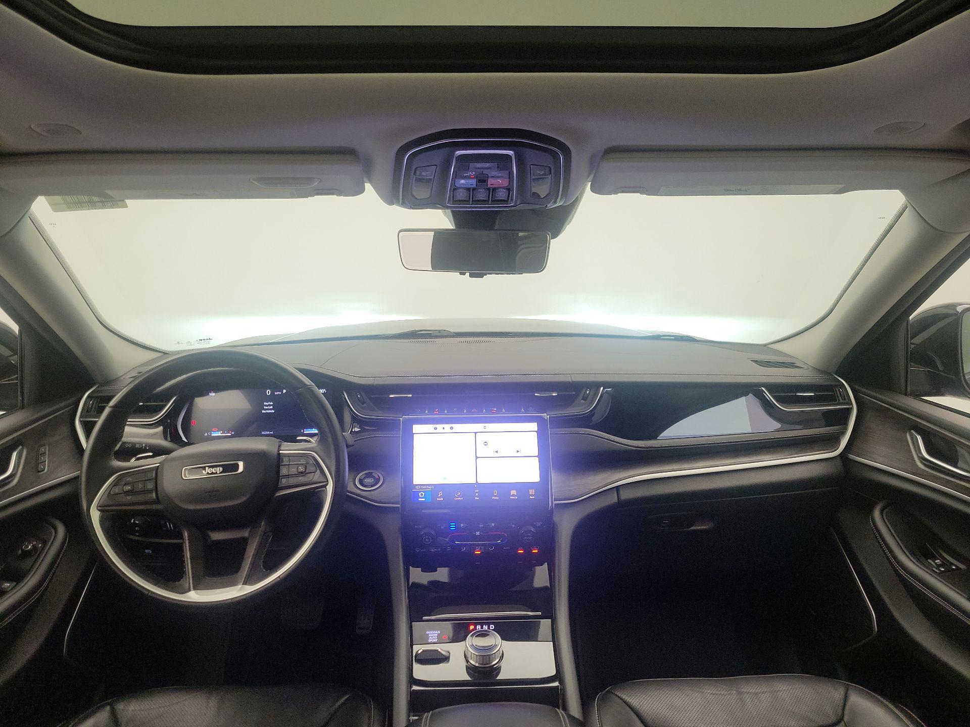 Thumbnail: 2022 Jeep Grand Cherokee L - 9