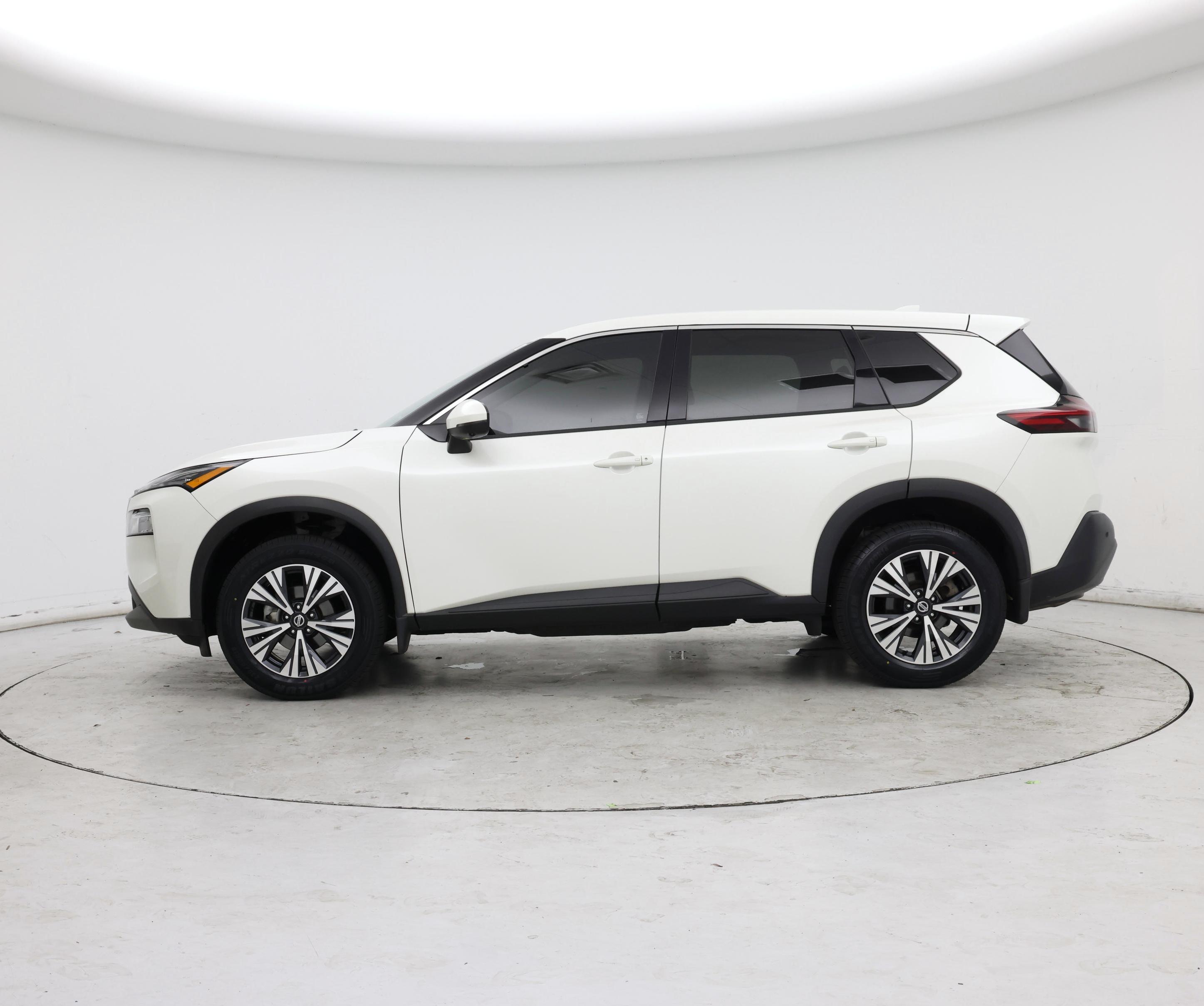 Thumbnail: 2021 Nissan Rogue - 3
