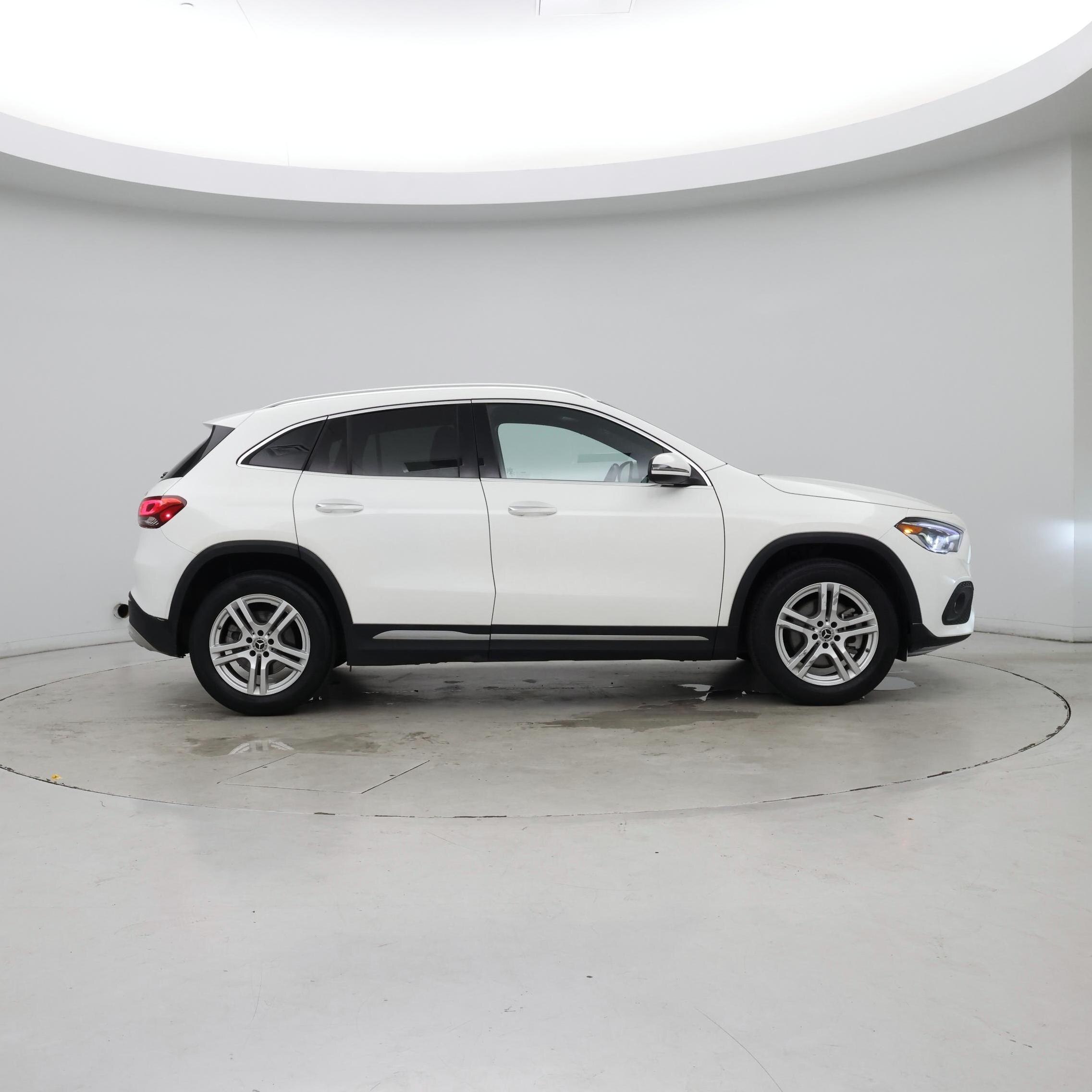 Thumbnail: 2022 Mercedes-Benz GLA - 7