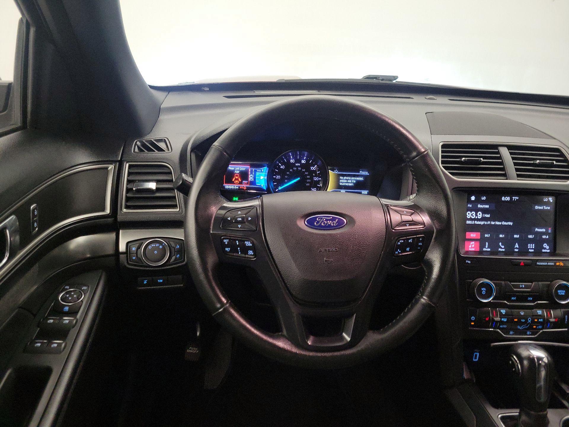 Thumbnail: 2019 Ford Explorer - 10