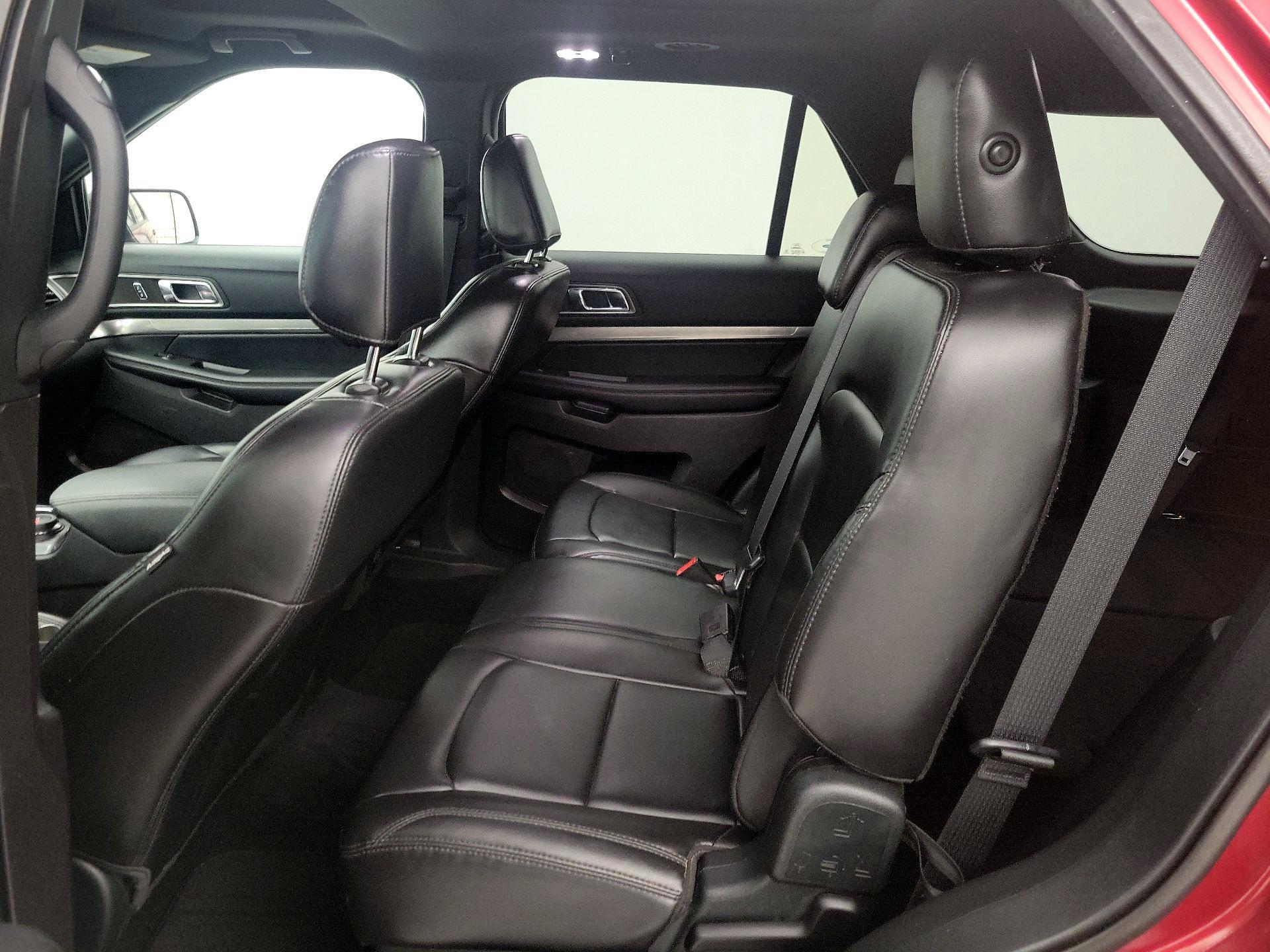 Thumbnail: 2019 Ford Explorer - 19