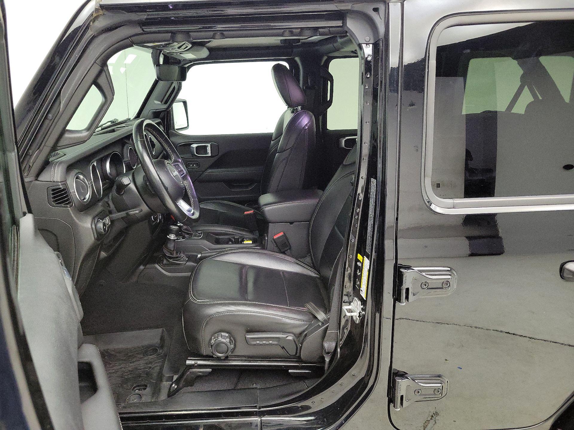 Thumbnail: 2021 Jeep Wrangler - 11