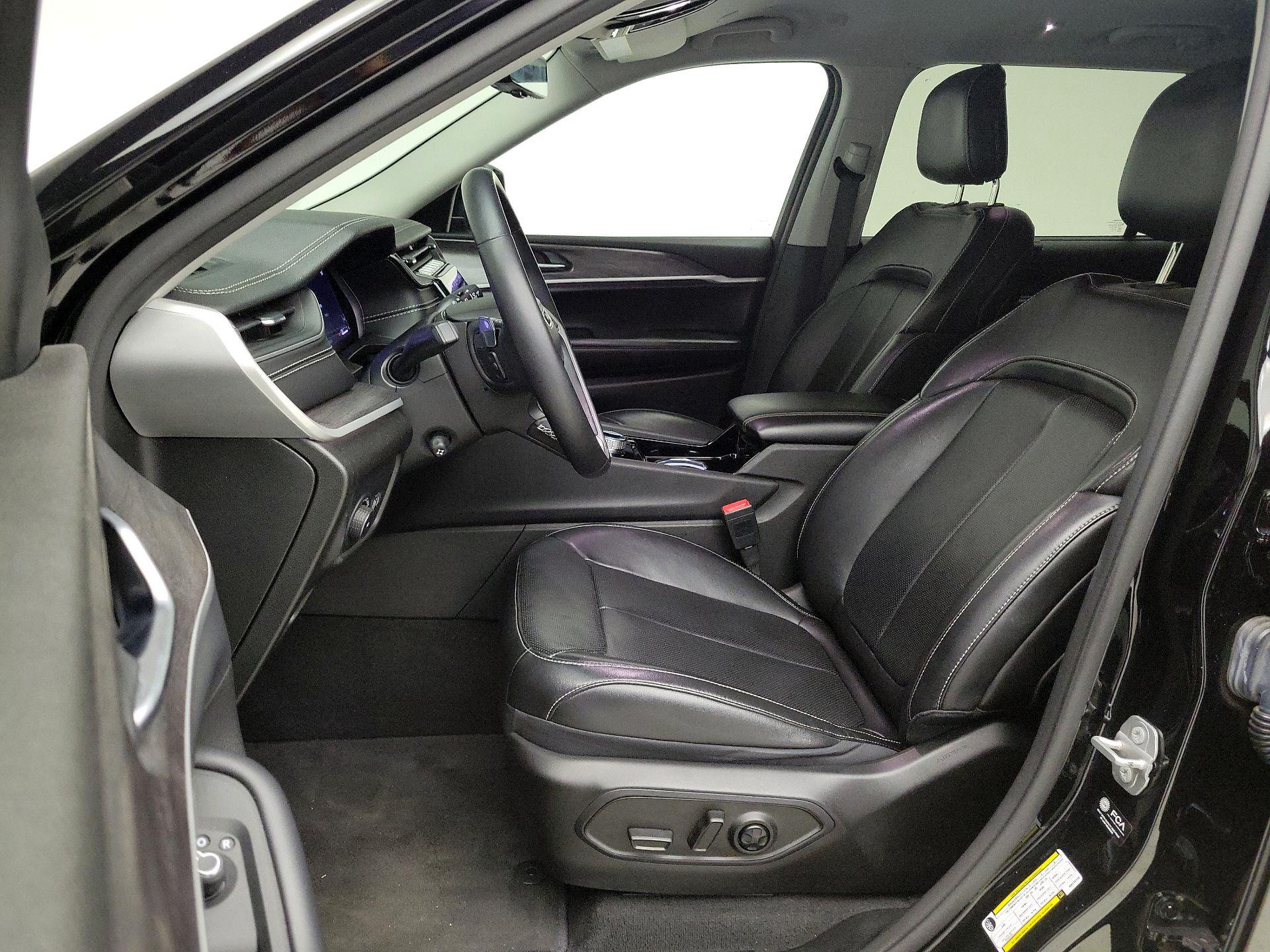 Thumbnail: 2021 Jeep Grand Cherokee L - 11