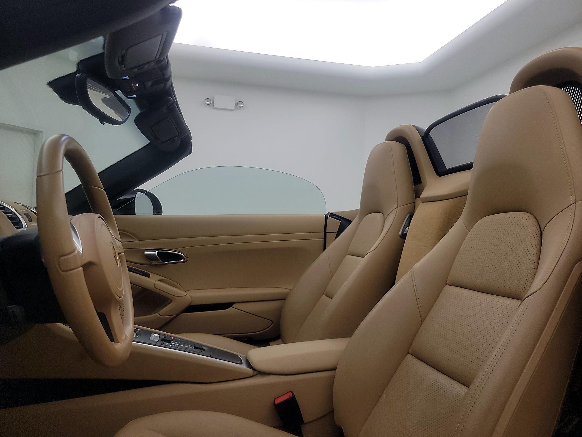 Thumbnail: 2016 Porsche Boxster - 18