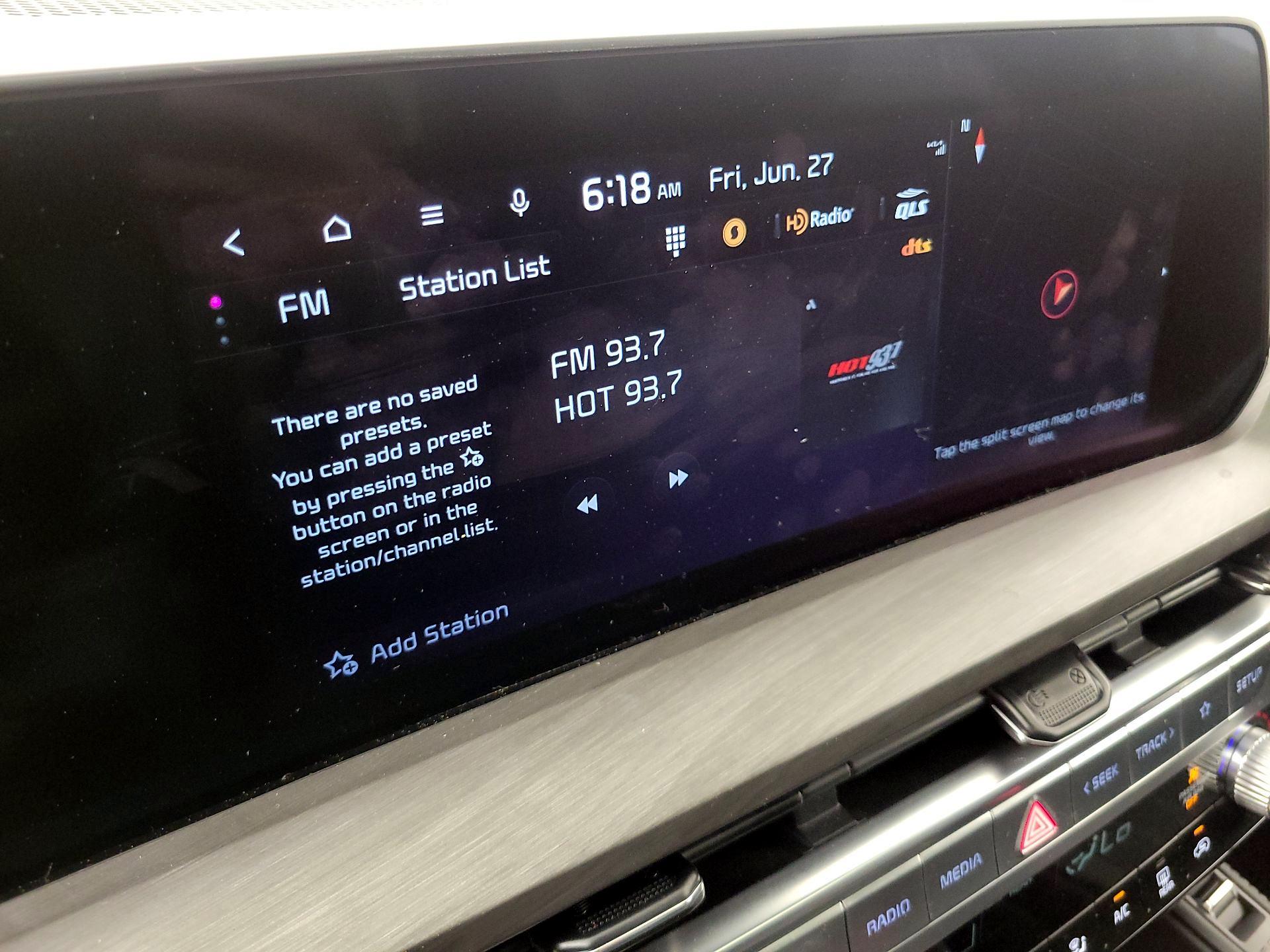 Thumbnail: 2023 Kia Telluride - 16