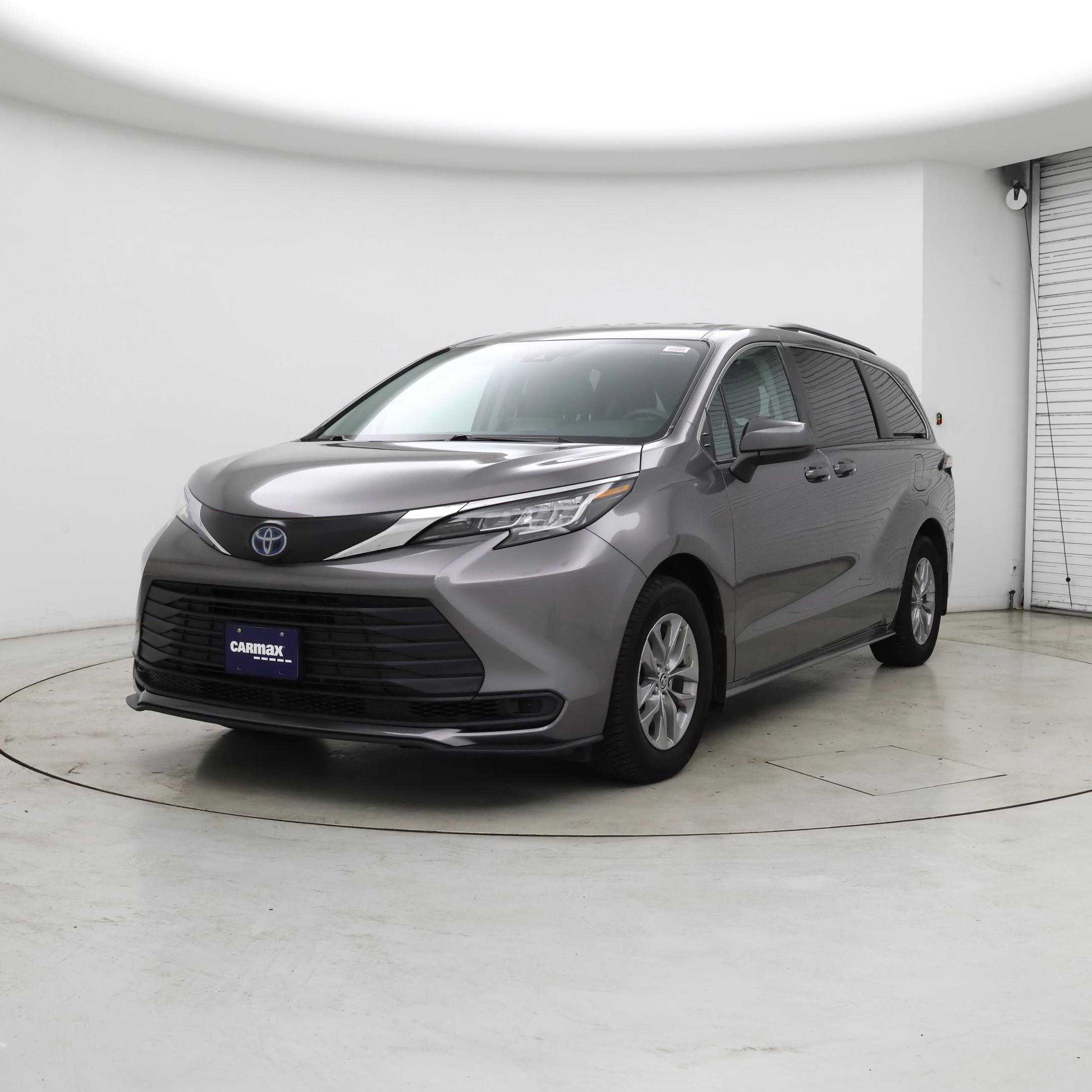 Thumbnail: 2022 Toyota Sienna - 4