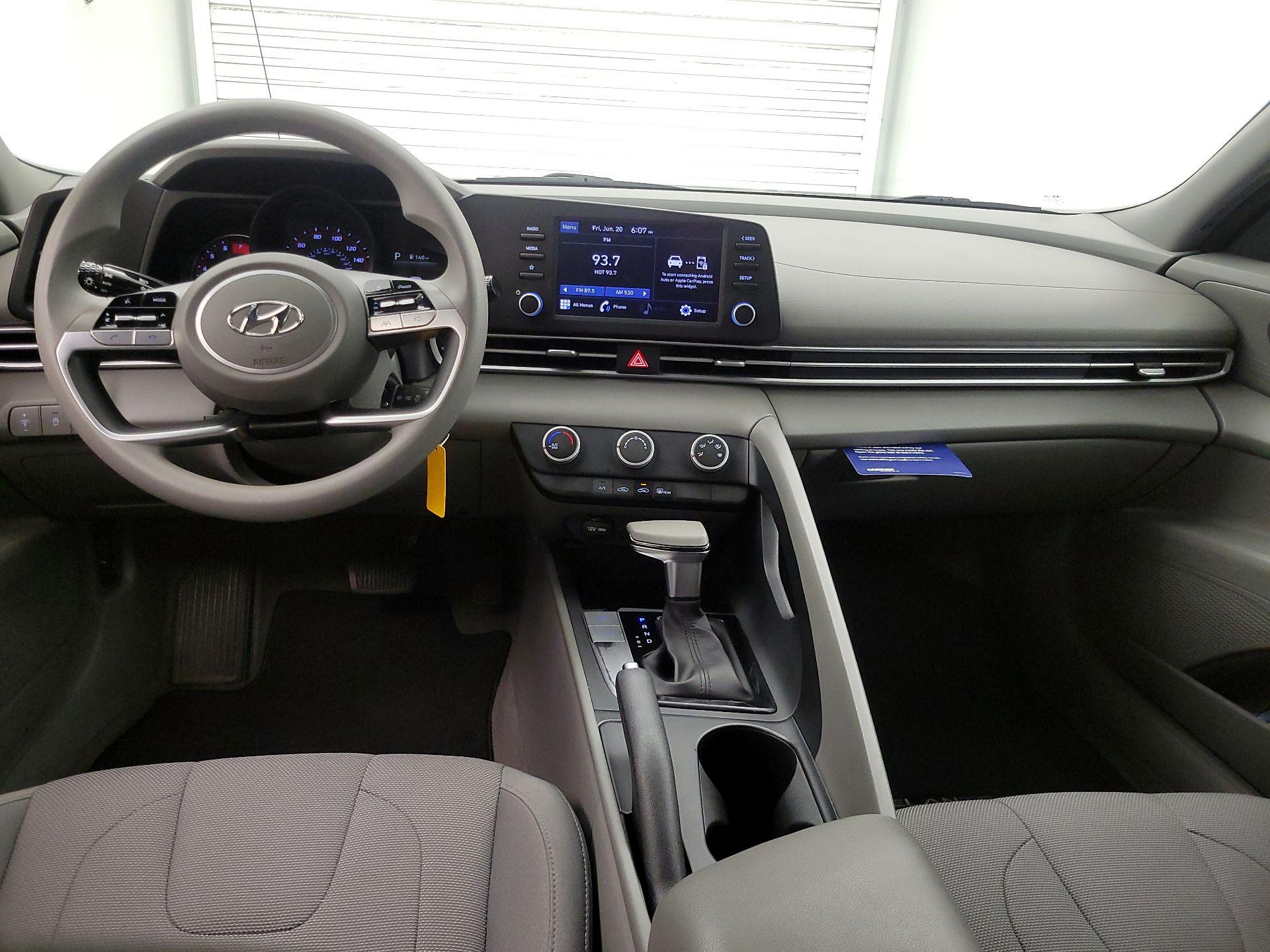 Thumbnail: 2021 Hyundai Elantra - 9