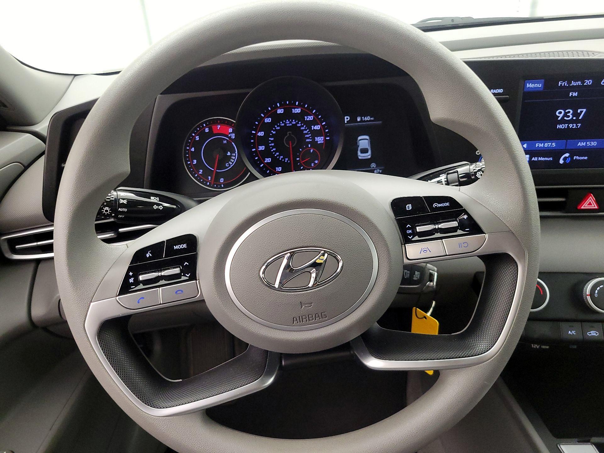Thumbnail: 2021 Hyundai Elantra - 10