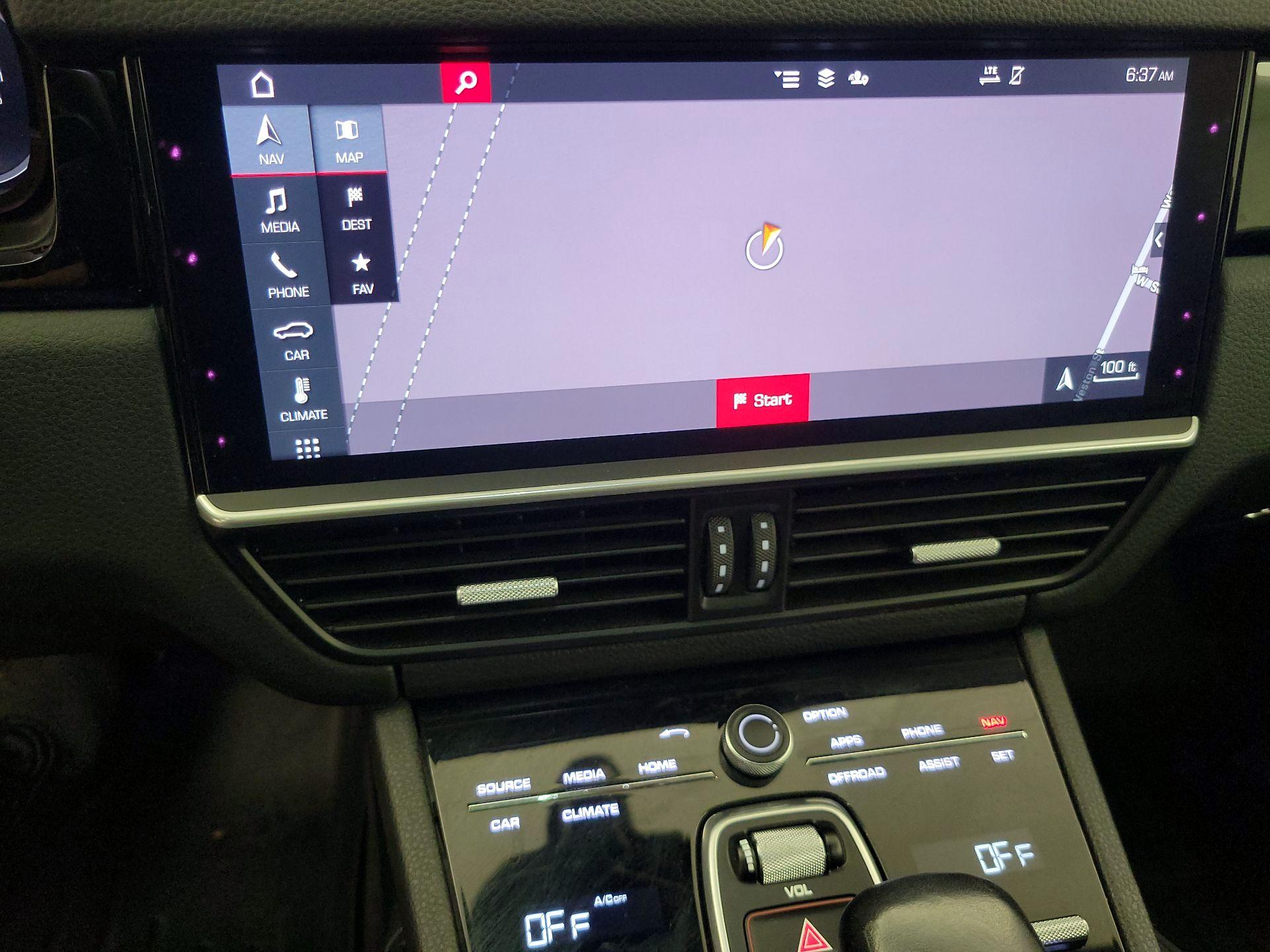 Thumbnail: 2020 Porsche Cayenne - 14