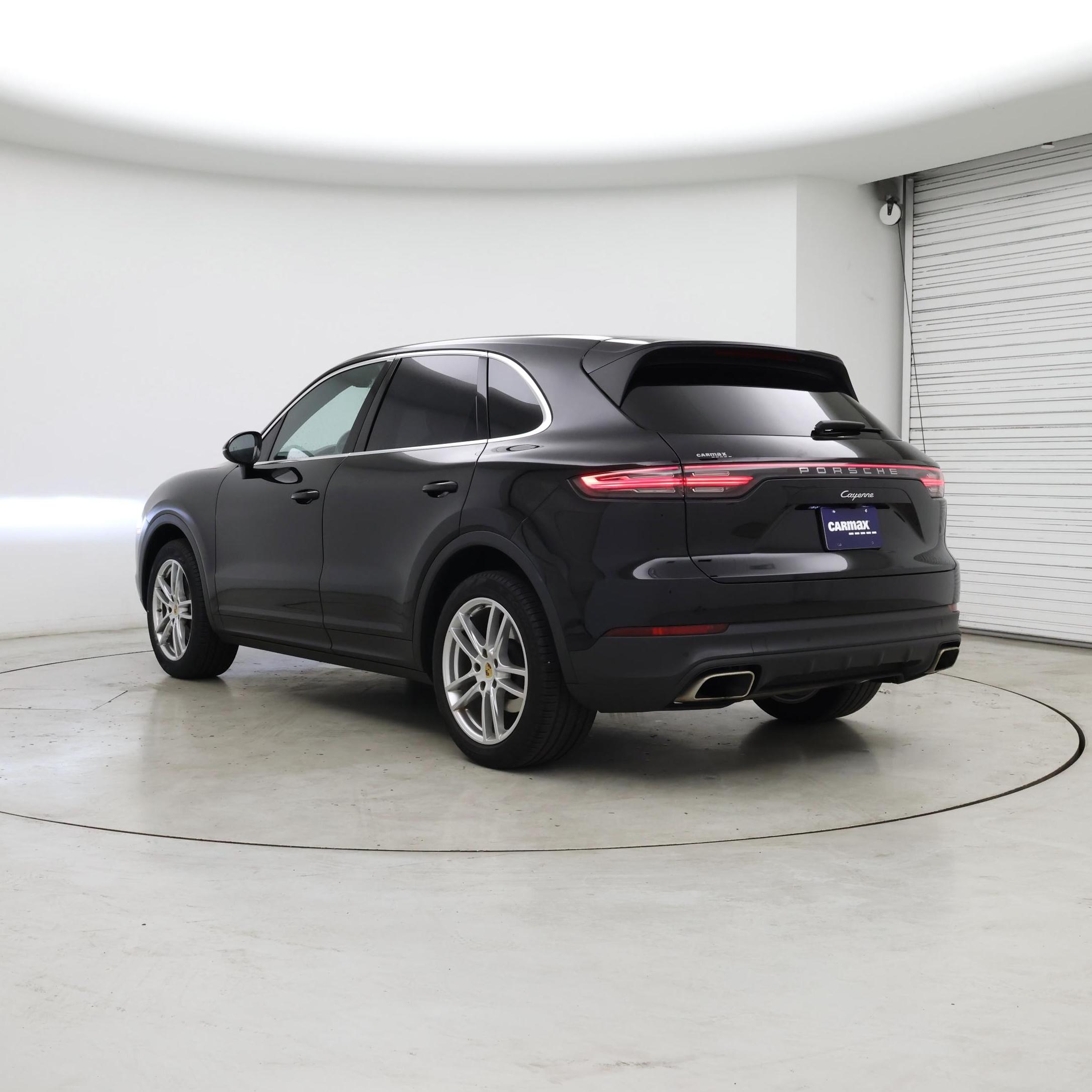 Thumbnail: 2020 Porsche Cayenne - 2