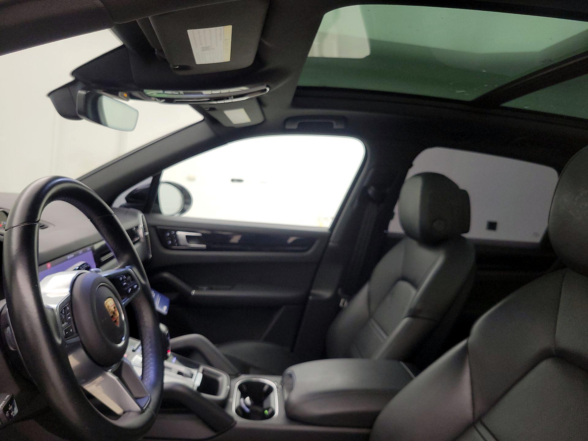 Thumbnail: 2020 Porsche Cayenne - 20