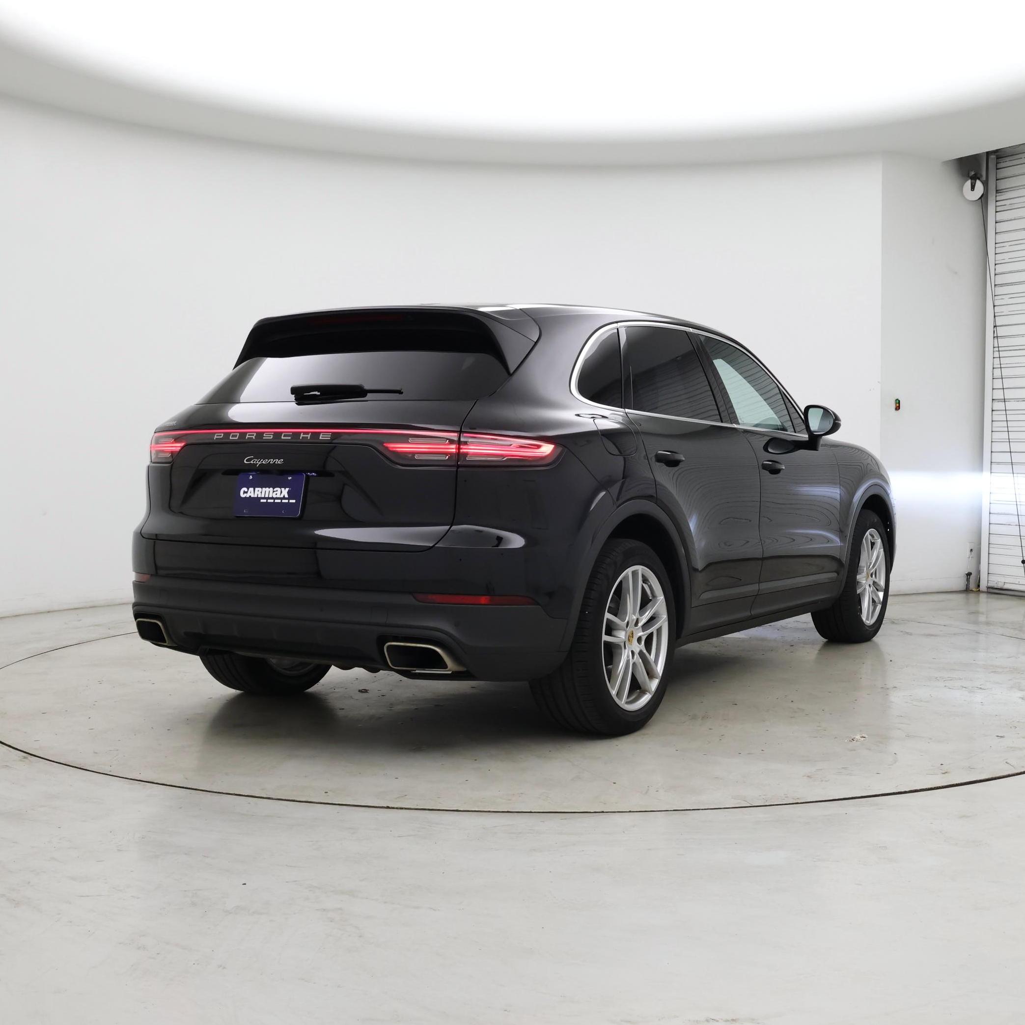 Thumbnail: 2020 Porsche Cayenne - 8