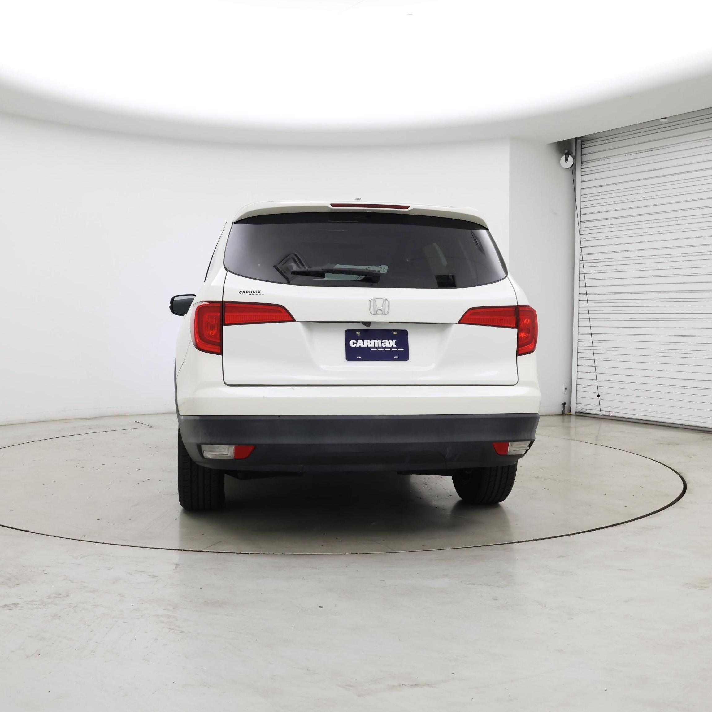 Thumbnail: 2017 Honda Pilot - 6