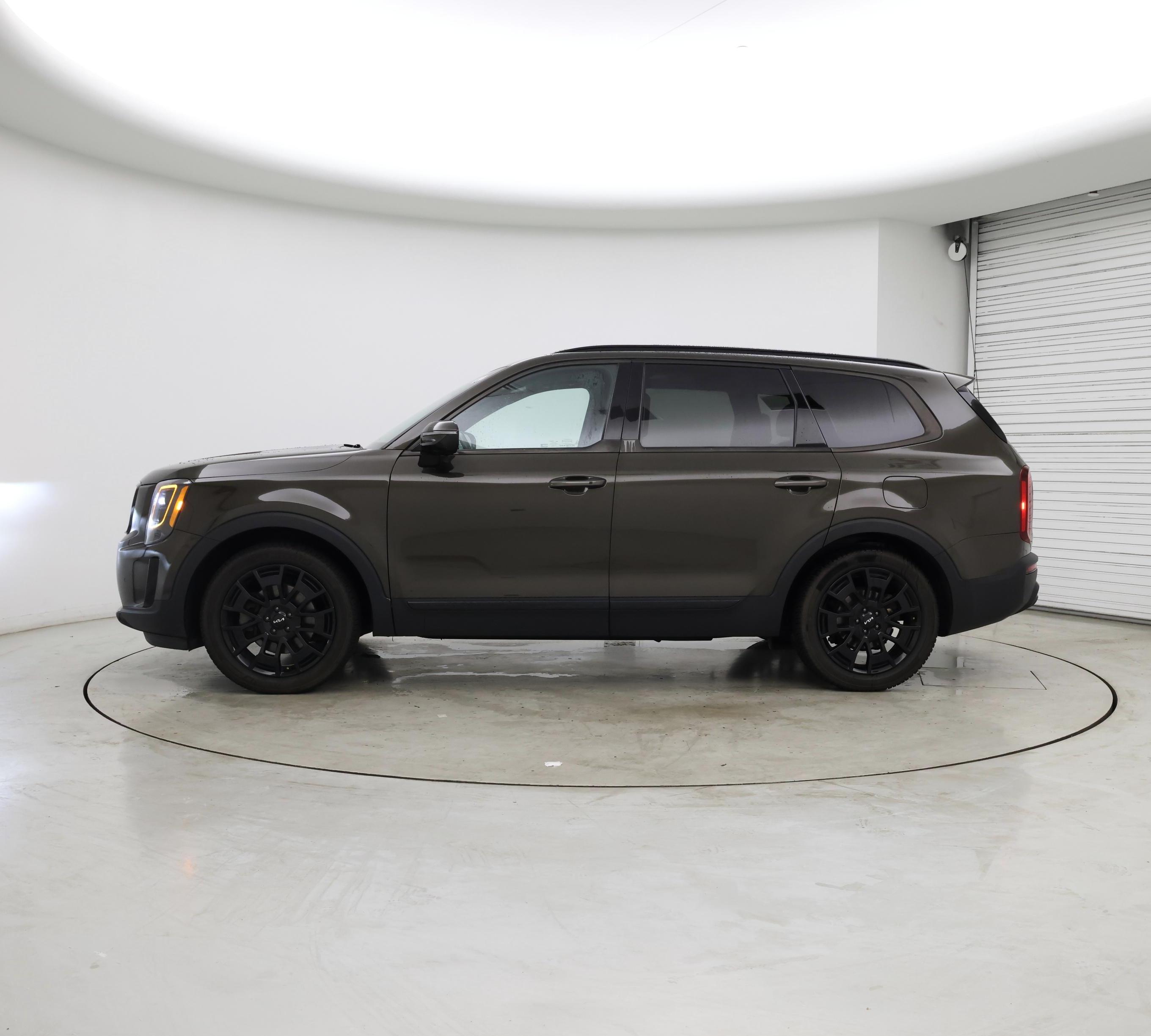 Thumbnail: 2022 Kia Telluride - 3