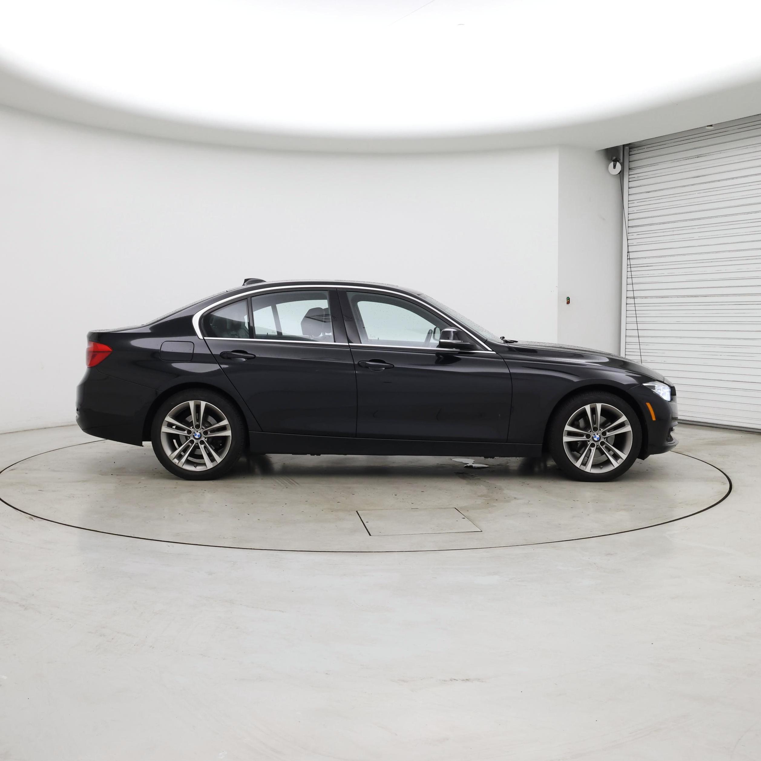 Thumbnail: 2018 BMW 3 Series - 7