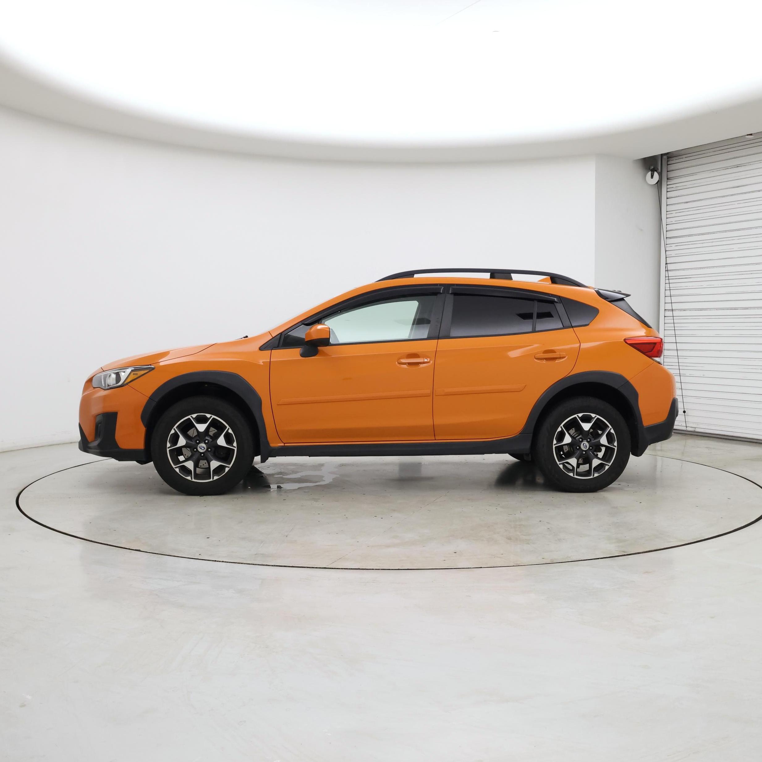 Thumbnail: 2018 Subaru Crosstrek - 3
