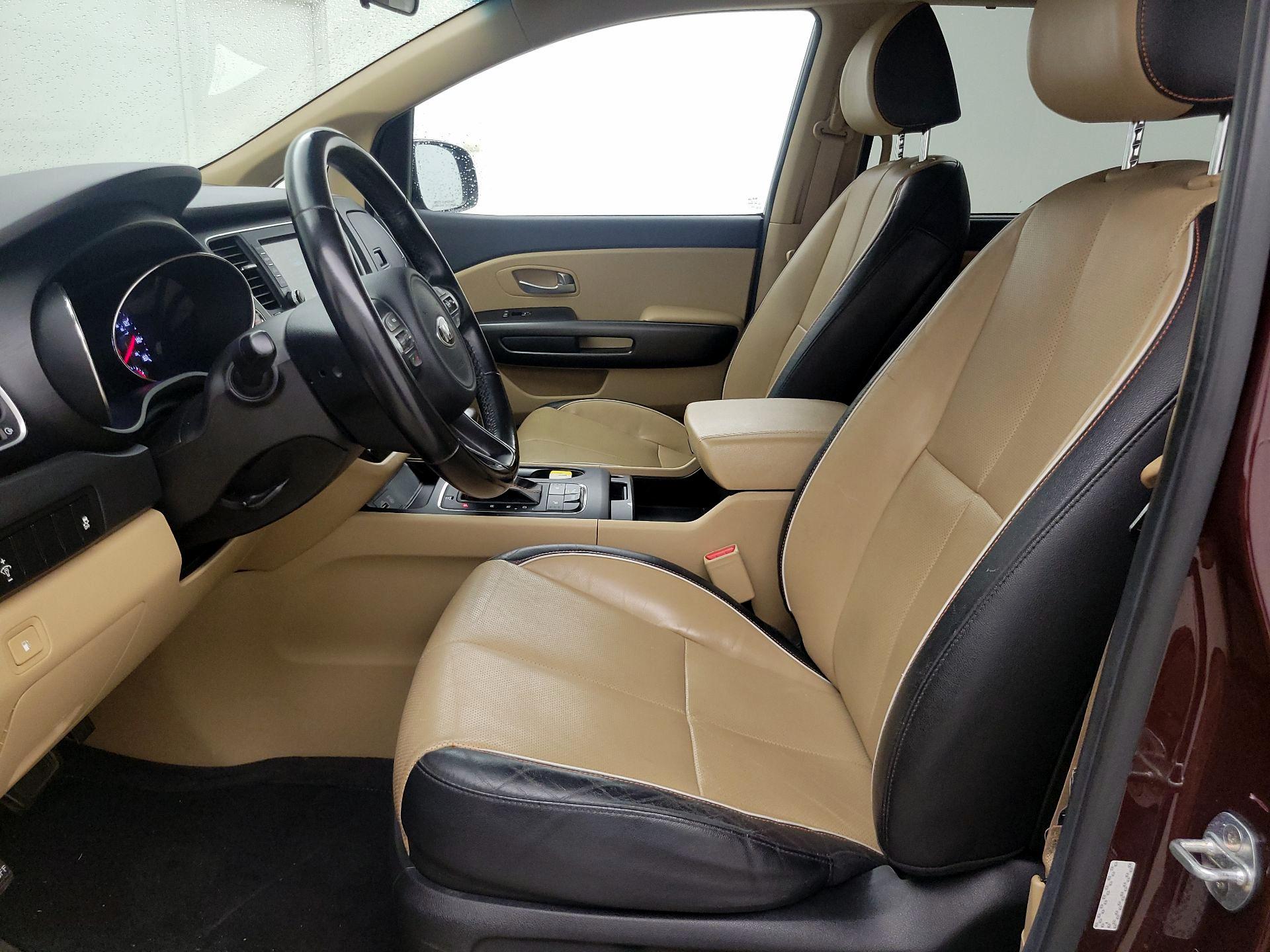 Thumbnail: 2017 Kia Sedona - 11