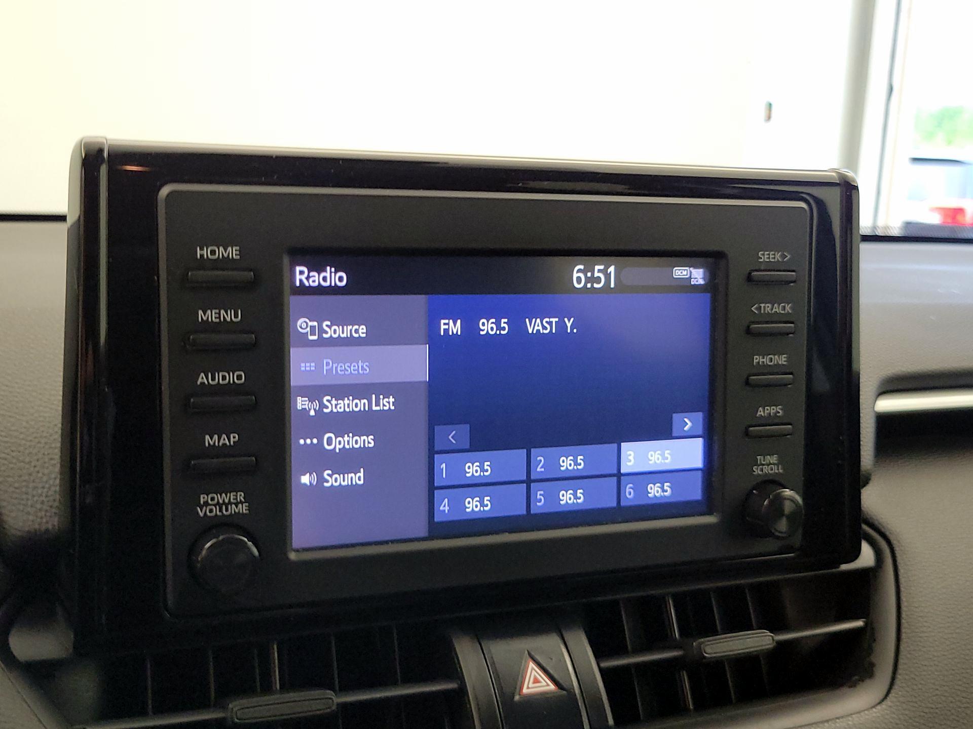 Thumbnail: 2019 Toyota RAV4 - 13