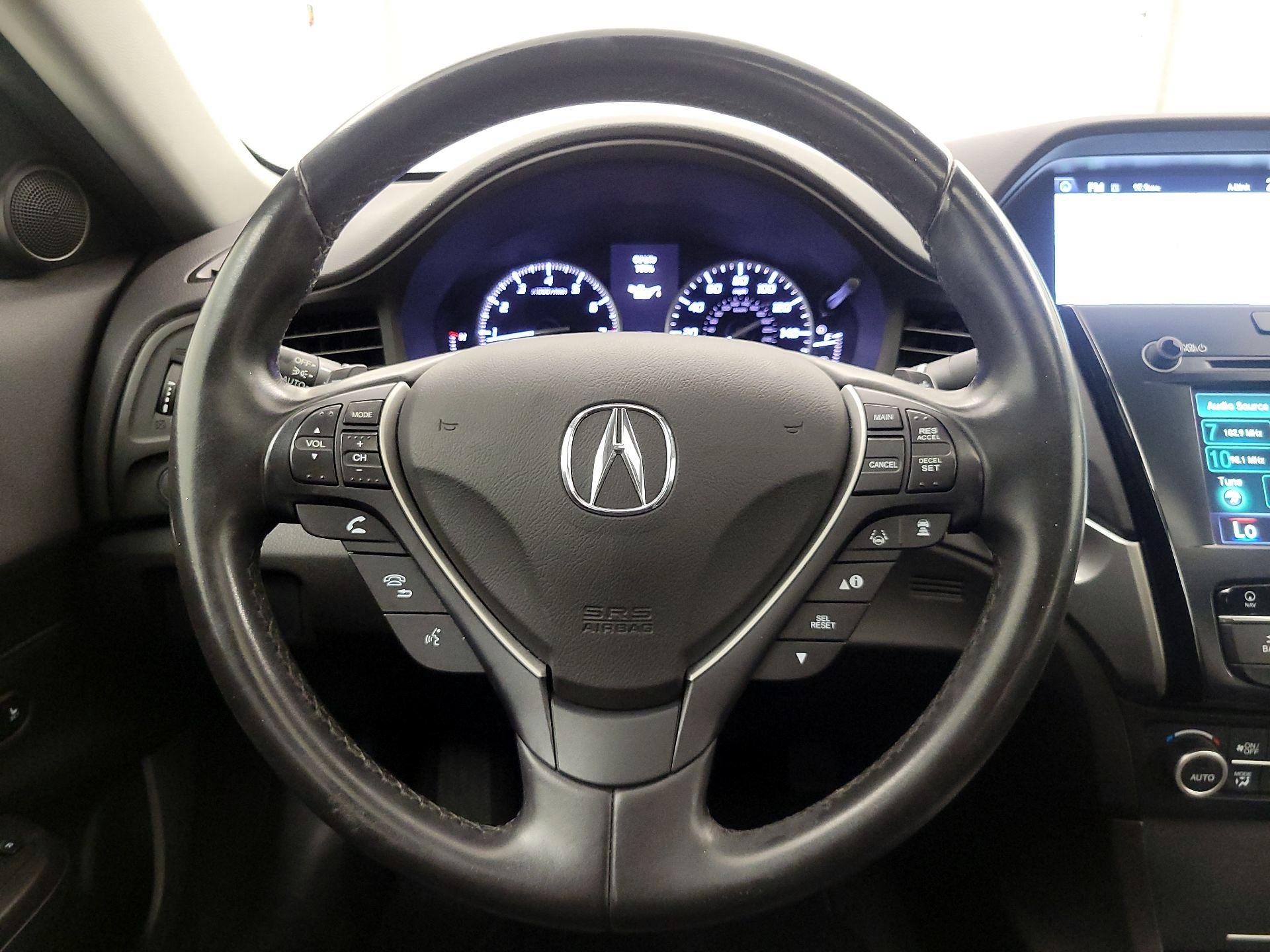 Thumbnail: 2017 Acura ILX - 10