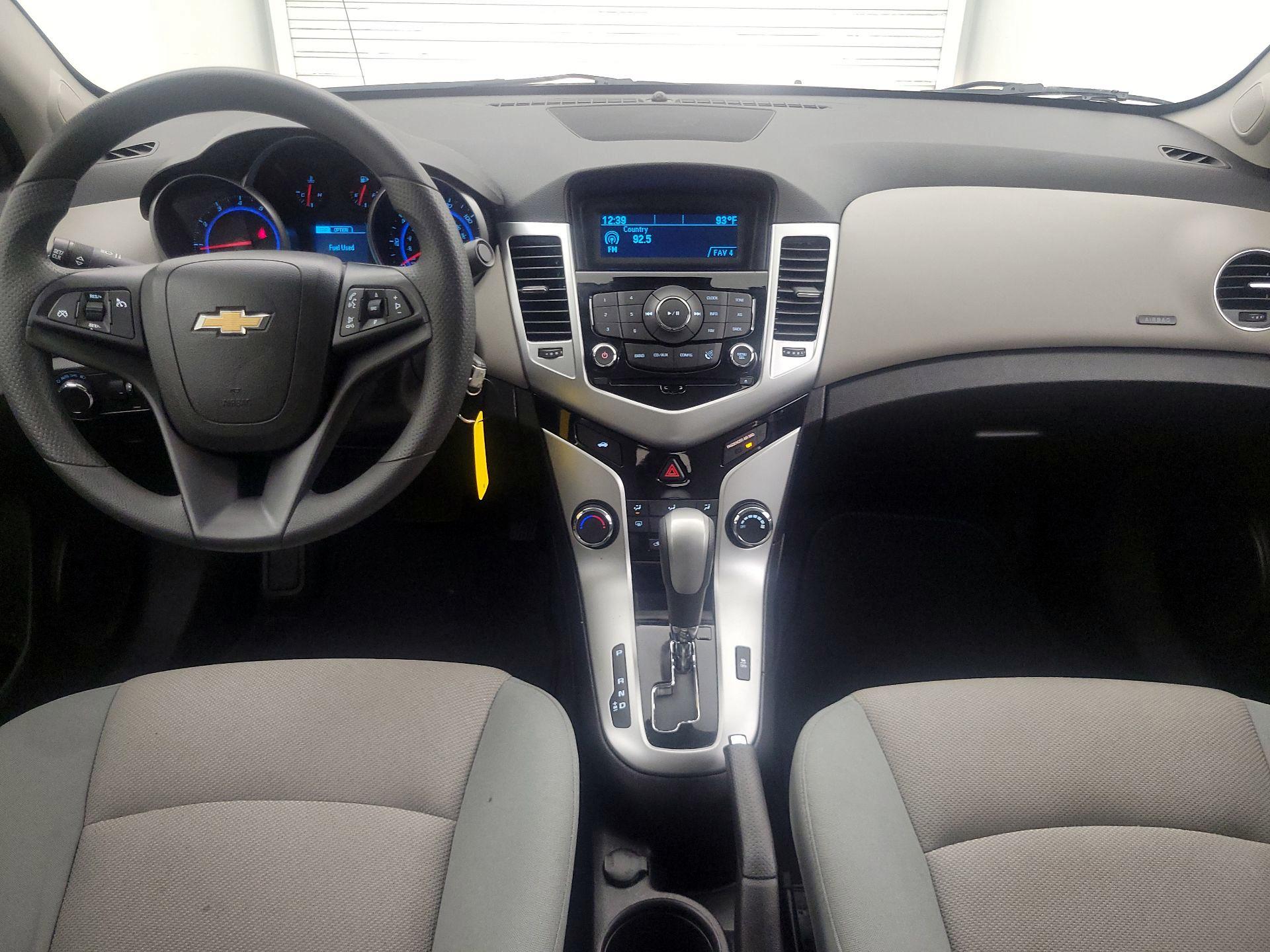 Thumbnail: 2016 Chevrolet Cruze - 9