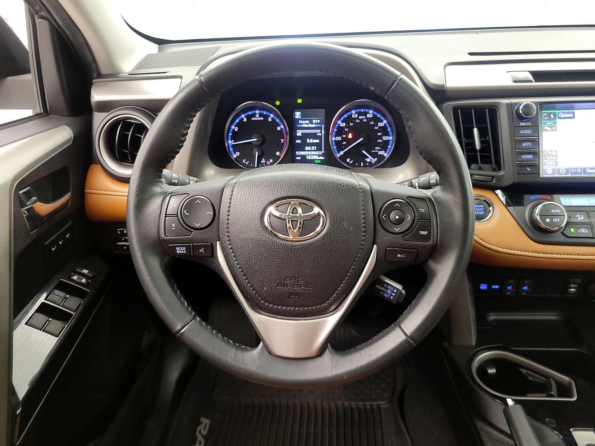 Thumbnail: 2018 Toyota RAV4 - 10