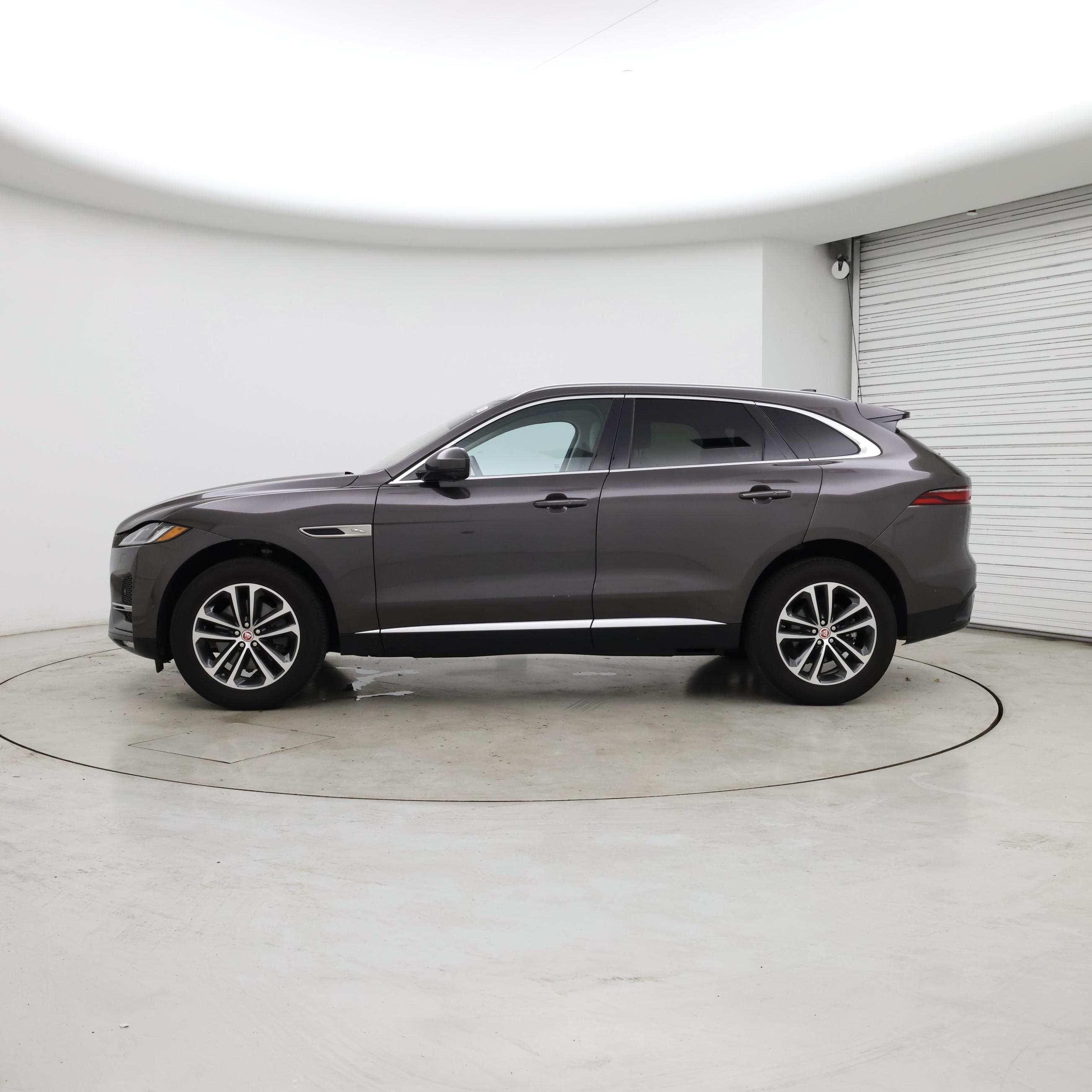 Thumbnail: 2021 Jaguar F-Pace - 3
